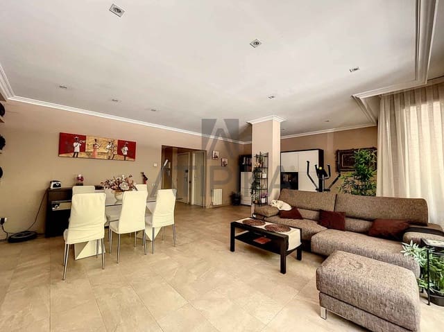 3 soveværelse Lejlighed til salg i Barcelona by - € 765.000 (Ref: 10008235)