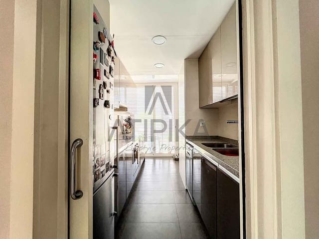 3 soveværelse Lejlighed til salg i Barcelona by - € 765.000 (Ref: 10008235)