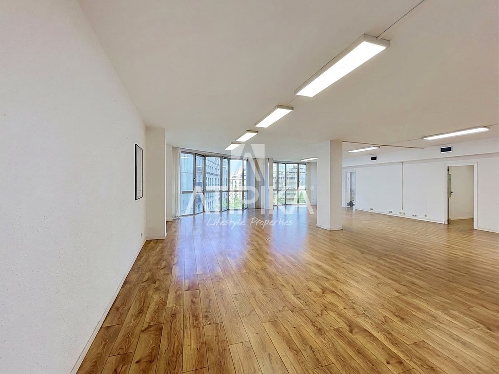 3 chambre Bureau à vendre à Barcelone ville - 670 000 € (Ref: 10010157)