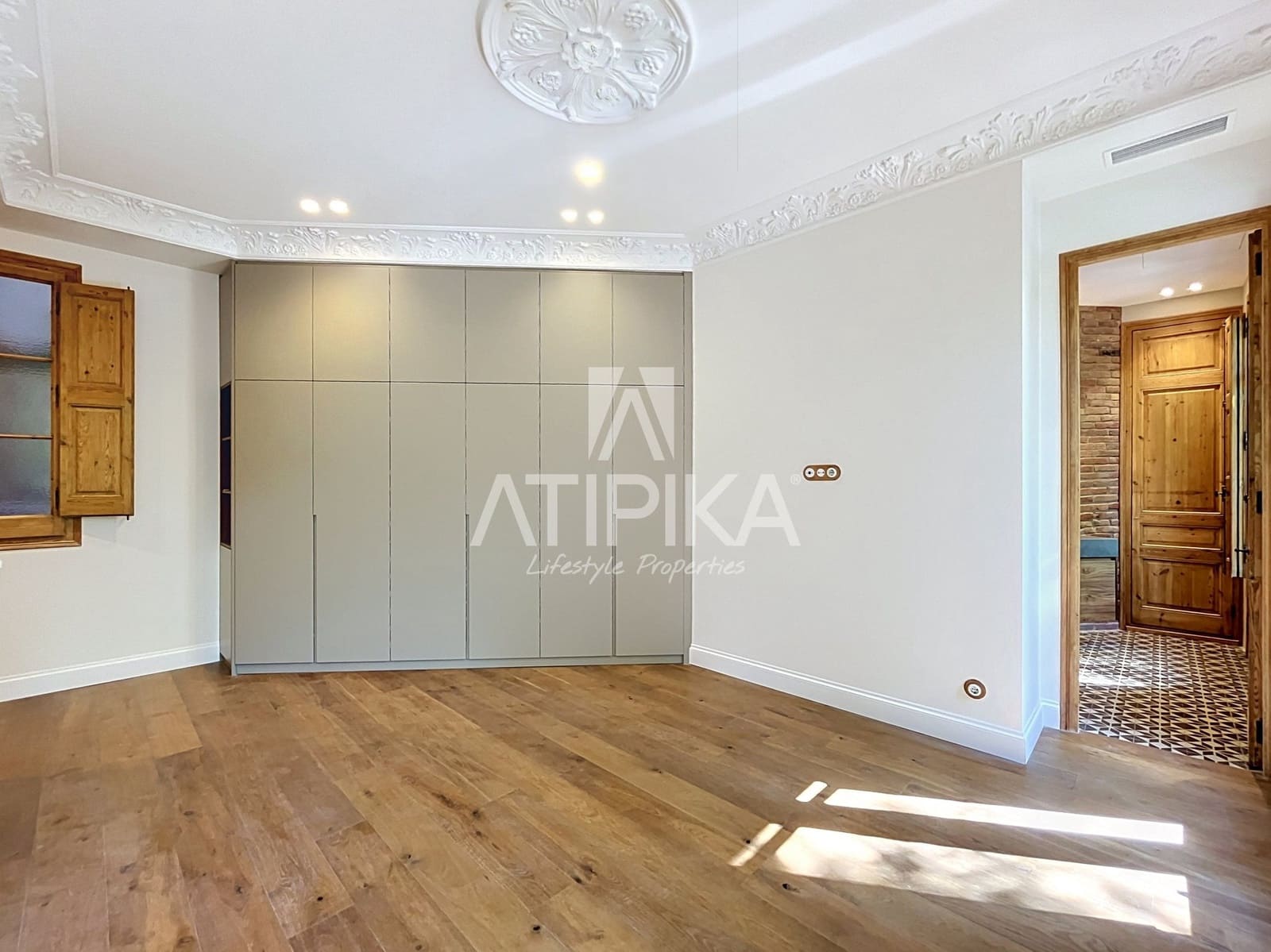 3 bedroom Apartment for sale in Barcelona city - € 1,285,000 (Ref: 10017005)