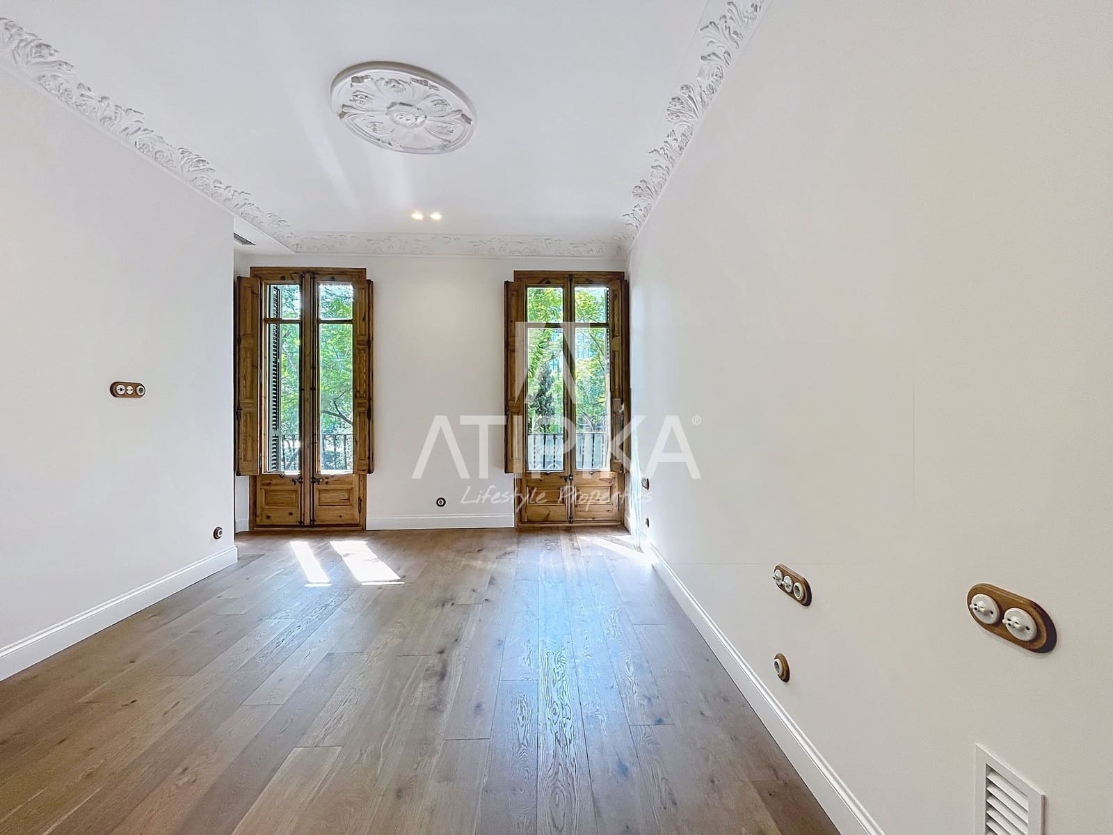 3 bedroom Apartment for sale in Barcelona city - € 1,285,000 (Ref: 10017005)