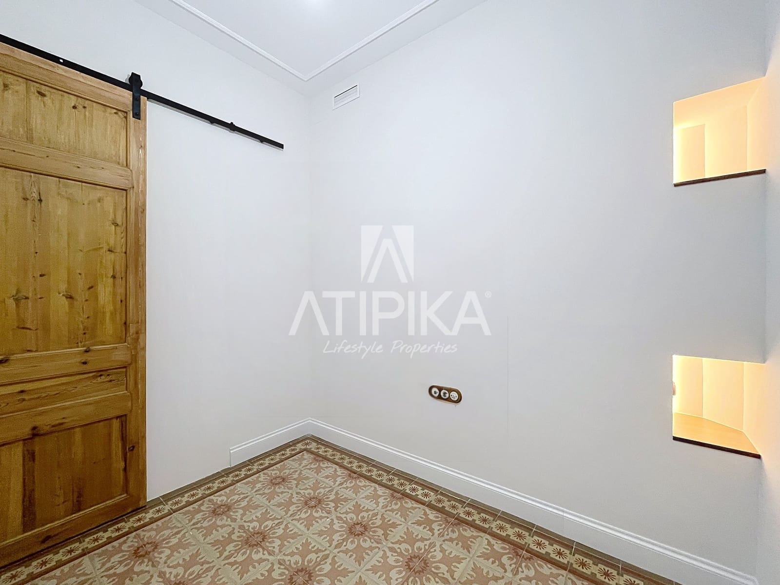 3 bedroom Apartment for sale in Barcelona city - € 1,285,000 (Ref: 10017005)