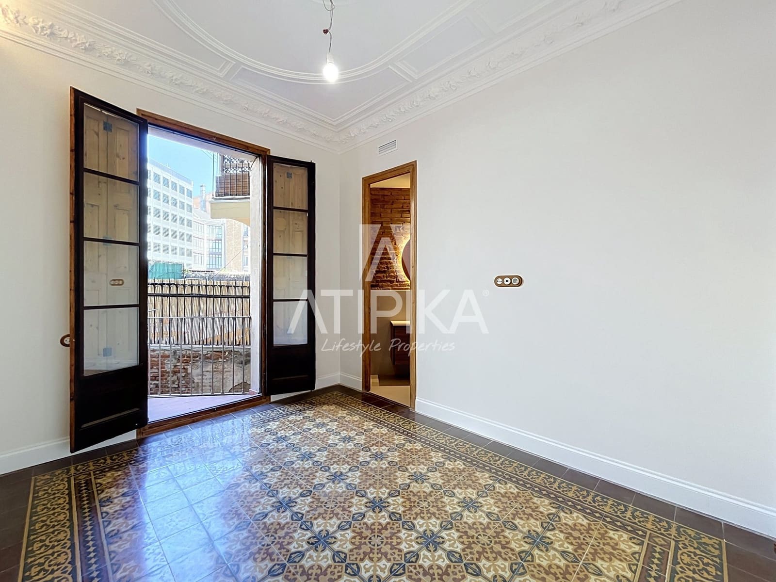 3 bedroom Apartment for sale in Barcelona city - € 1,285,000 (Ref: 10017005)