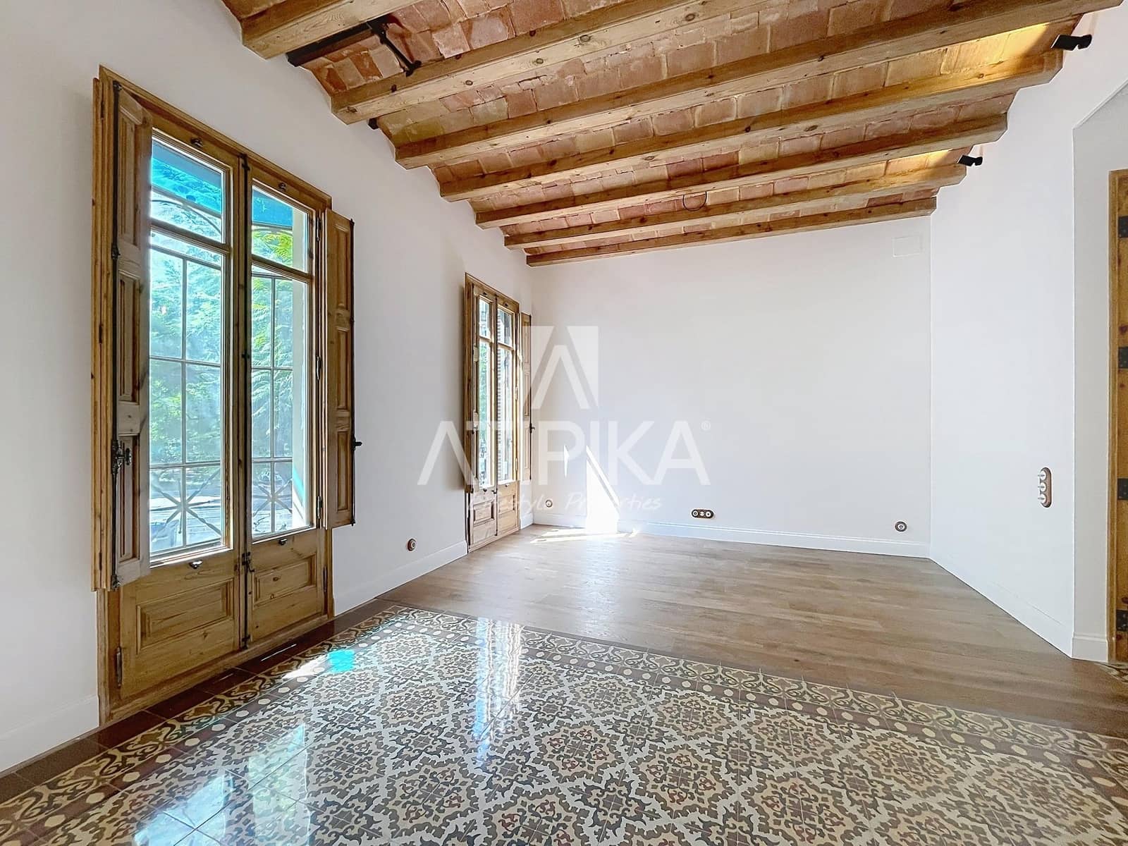 3 bedroom Apartment for sale in Barcelona city - € 1,285,000 (Ref: 10017005)