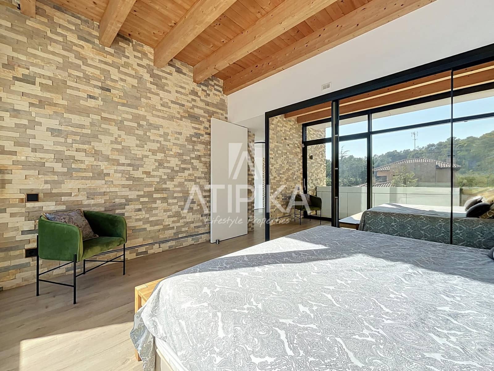 5 Zimmer Villa zu verkaufen in Begues mit Pool - 1.290.000 € (Ref: 10020092)