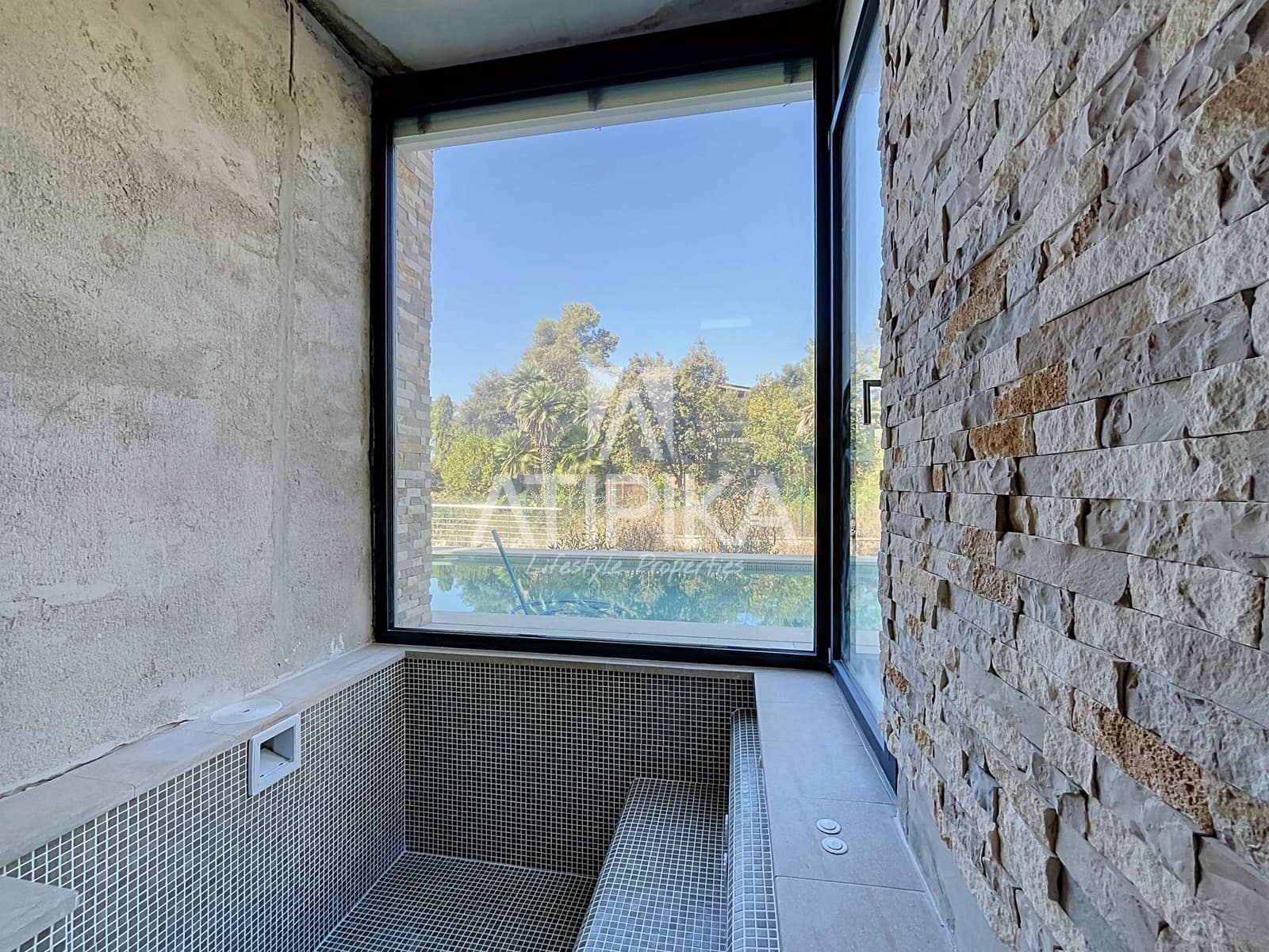 5 Zimmer Villa zu verkaufen in Begues mit Pool - 1.290.000 € (Ref: 10020092)
