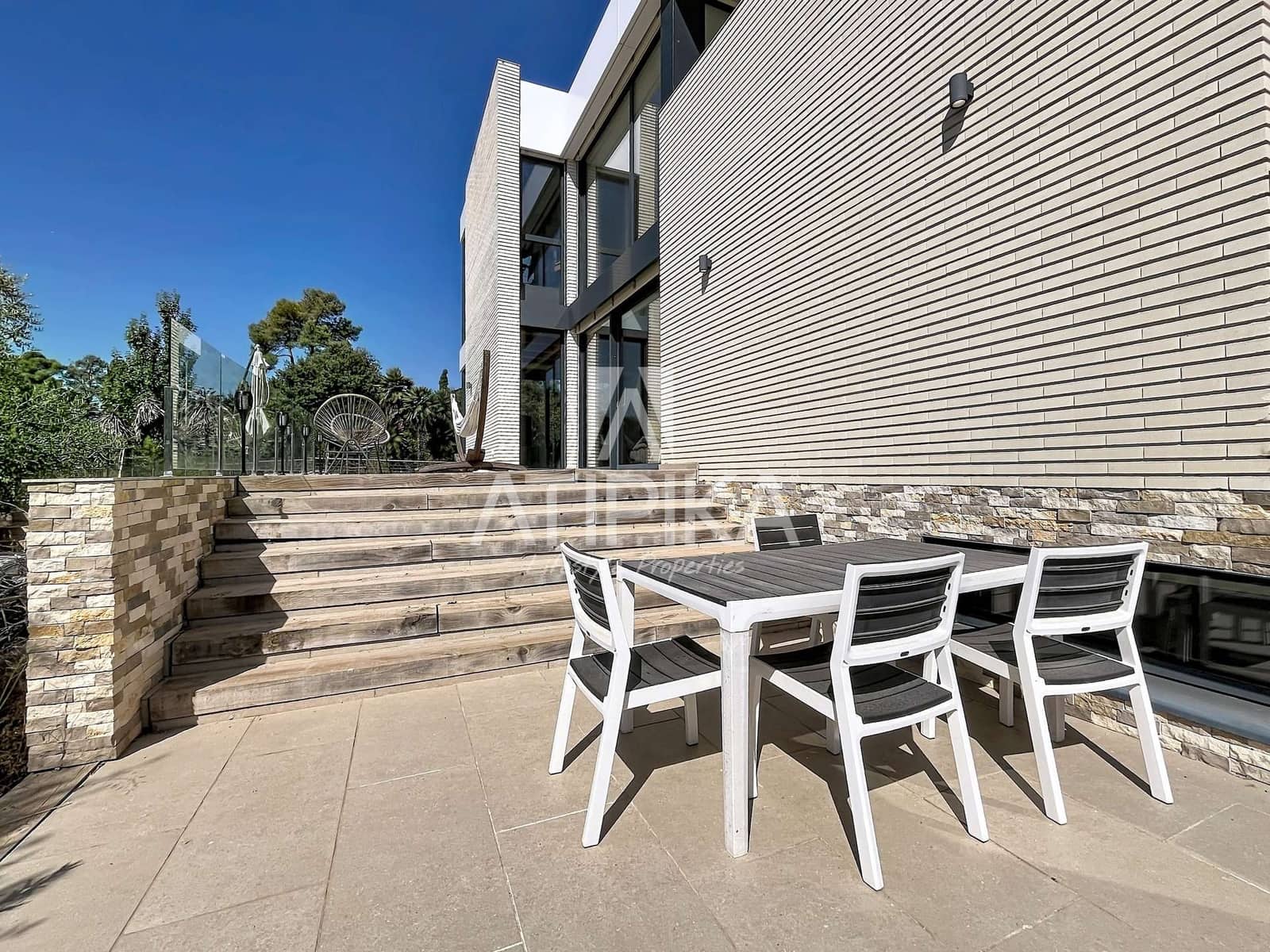 5 Zimmer Villa zu verkaufen in Begues mit Pool - 1.290.000 € (Ref: 10020092)