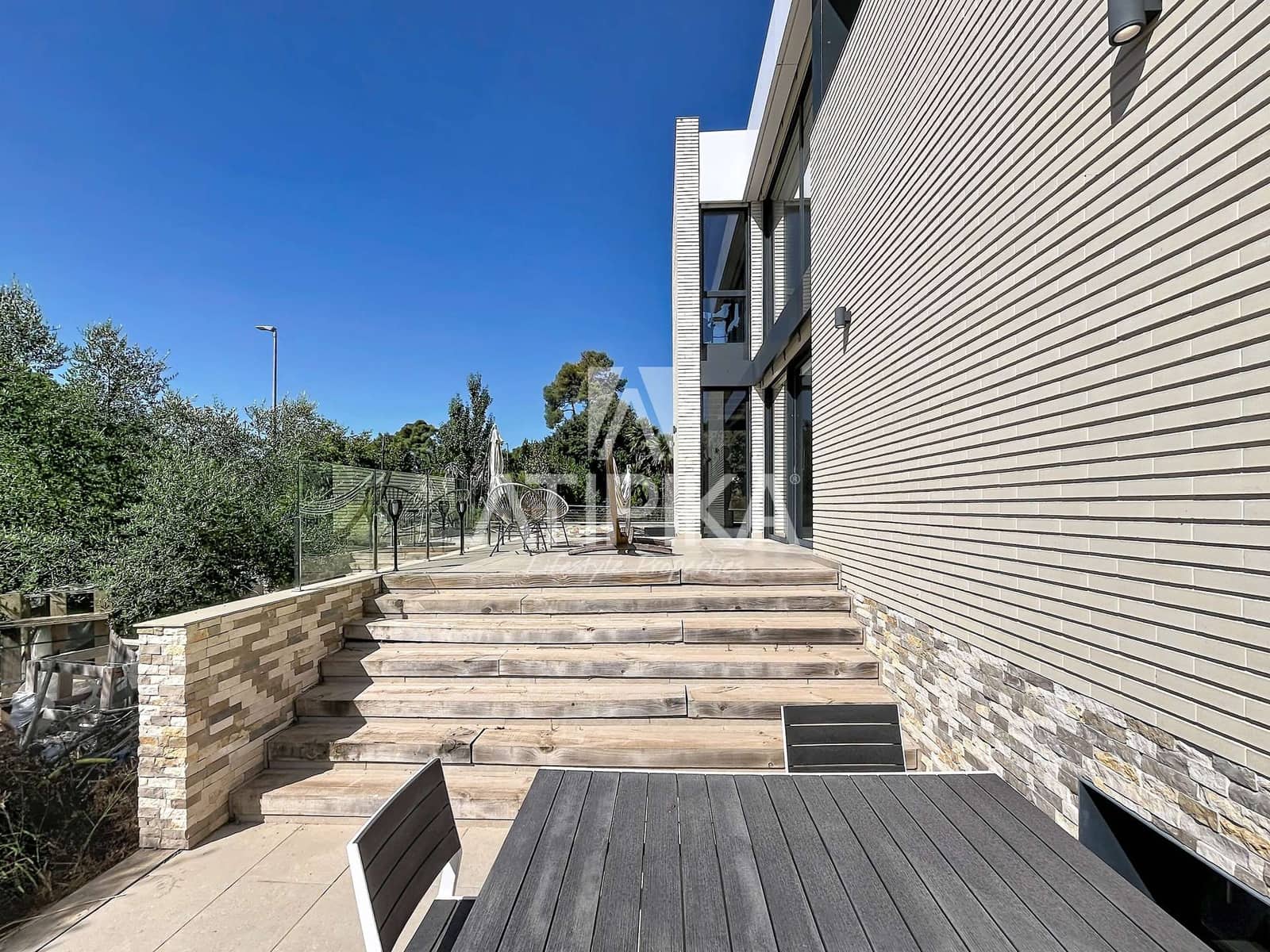 5 Zimmer Villa zu verkaufen in Begues mit Pool - 1.290.000 € (Ref: 10020092)