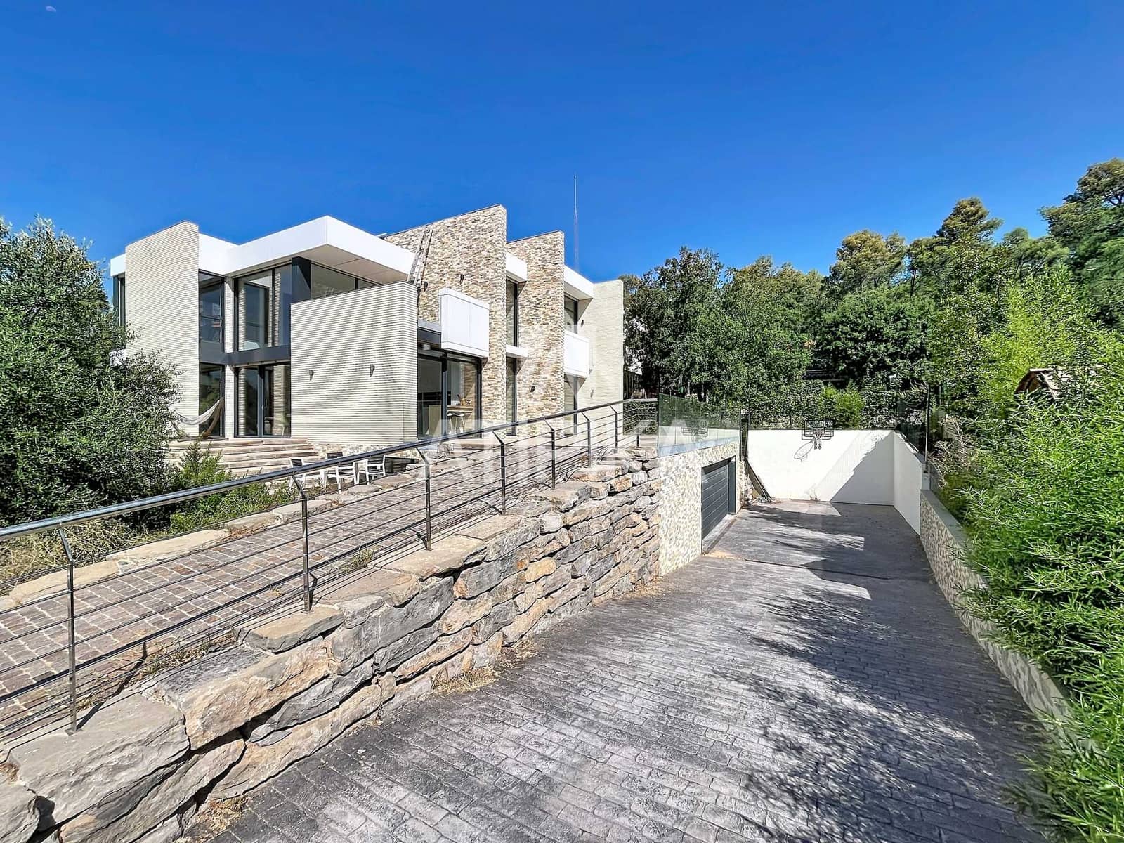 5 Zimmer Villa zu verkaufen in Begues mit Pool - 1.290.000 € (Ref: 10020092)