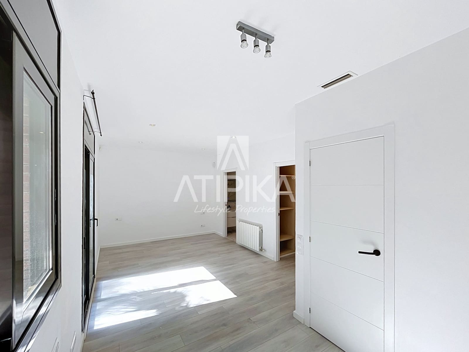 5 chambre Villa/Maison à vendre à Sant Cugat del Valles avec piscine - 1 490 000 € (Ref: 10020093)