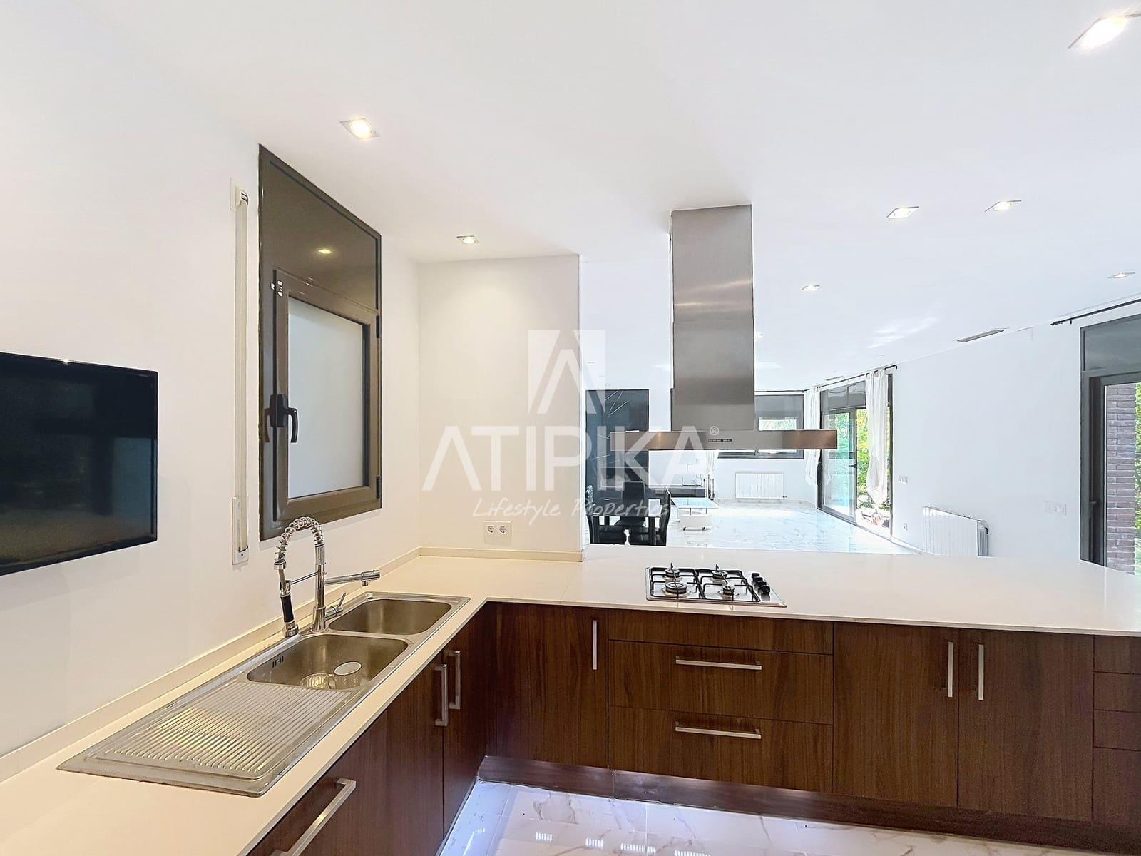5 chambre Villa/Maison à vendre à Sant Cugat del Valles avec piscine - 1 490 000 € (Ref: 10020093)