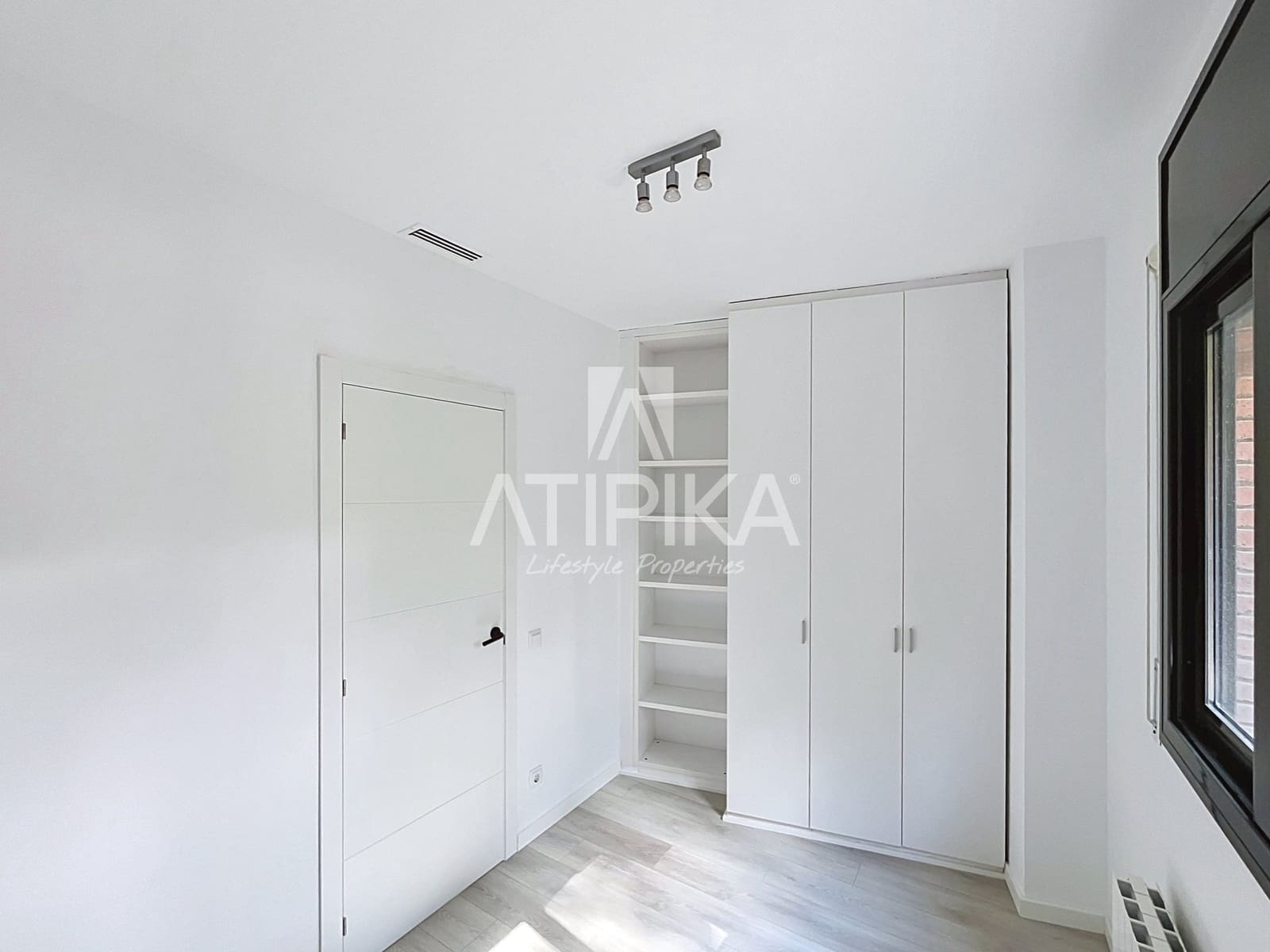 5 chambre Villa/Maison à vendre à Sant Cugat del Valles avec piscine - 1 490 000 € (Ref: 10020093)