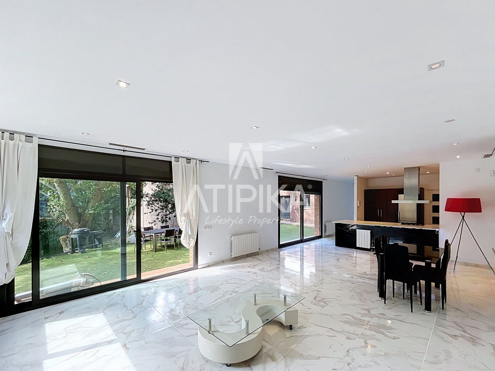 5 chambre Villa/Maison à vendre à Sant Cugat del Valles avec piscine - 1 490 000 € (Ref: 10020093)