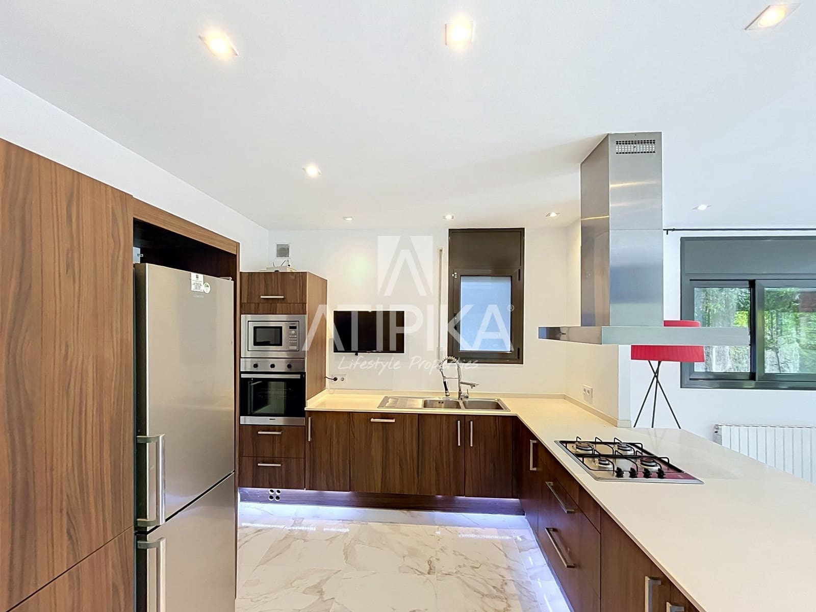 5 chambre Villa/Maison à vendre à Sant Cugat del Valles avec piscine - 1 490 000 € (Ref: 10020093)