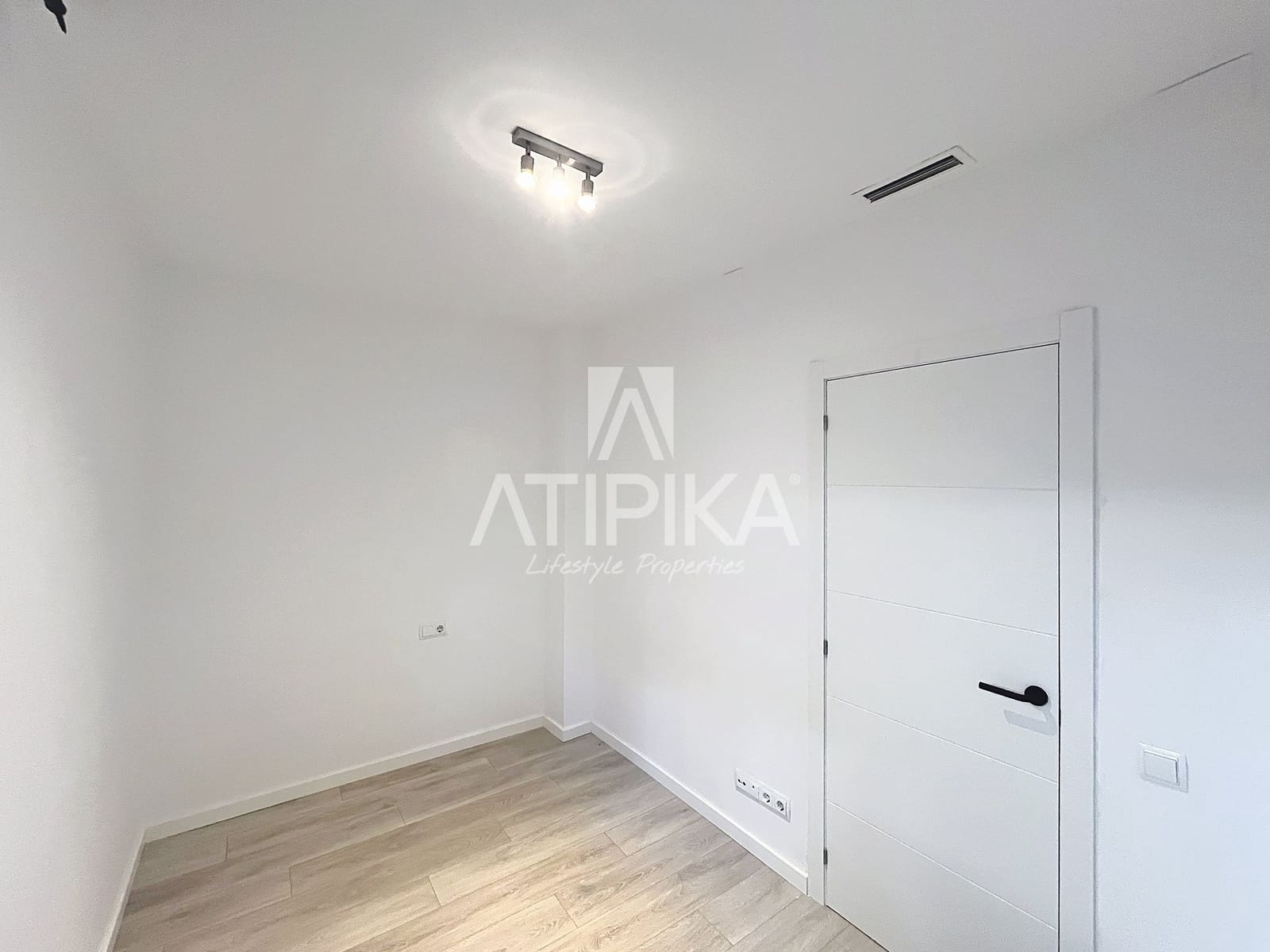 5 chambre Villa/Maison à vendre à Sant Cugat del Valles avec piscine - 1 490 000 € (Ref: 10020093)