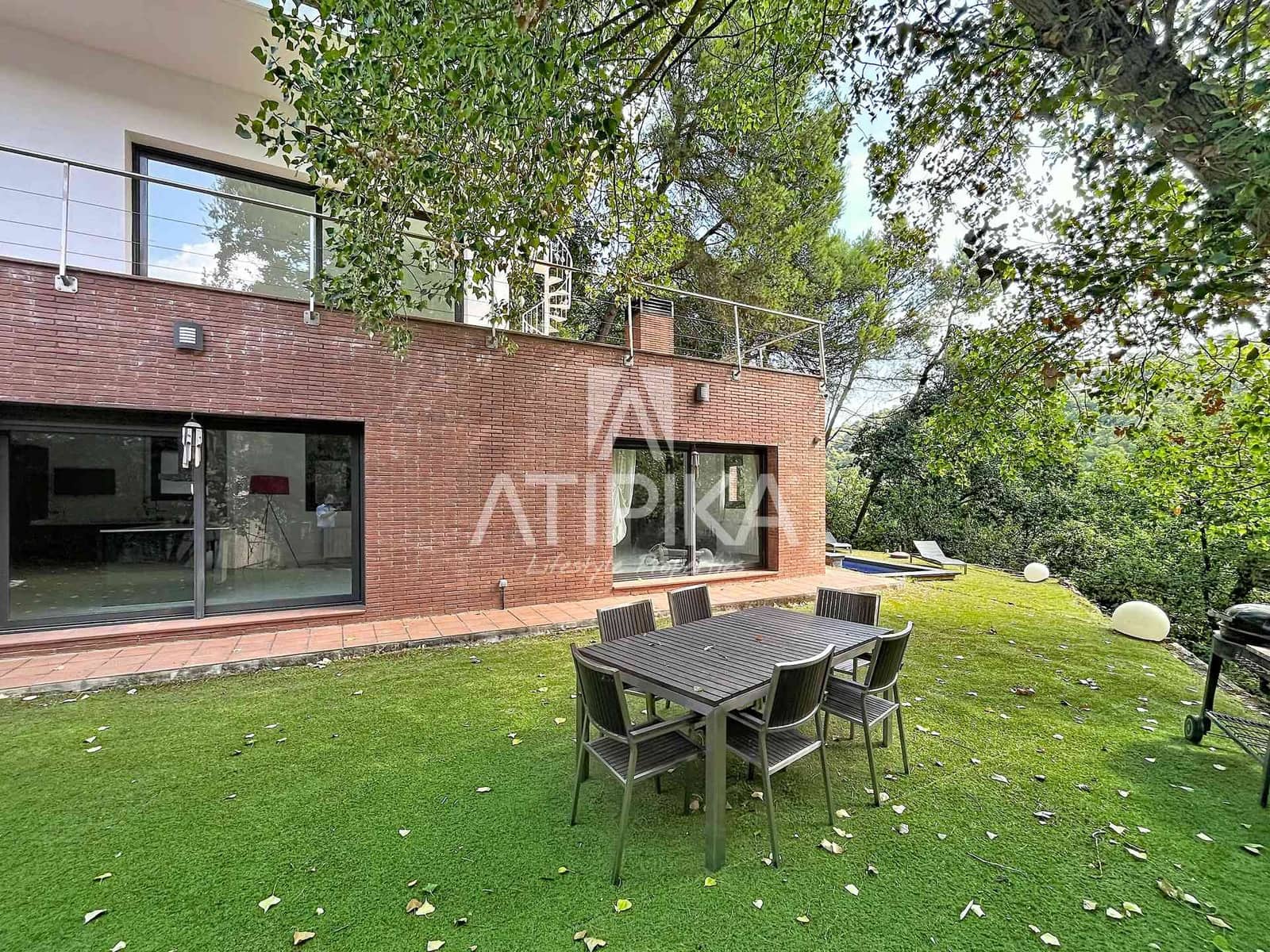 5 chambre Villa/Maison à vendre à Sant Cugat del Valles avec piscine - 1 490 000 € (Ref: 10020093)