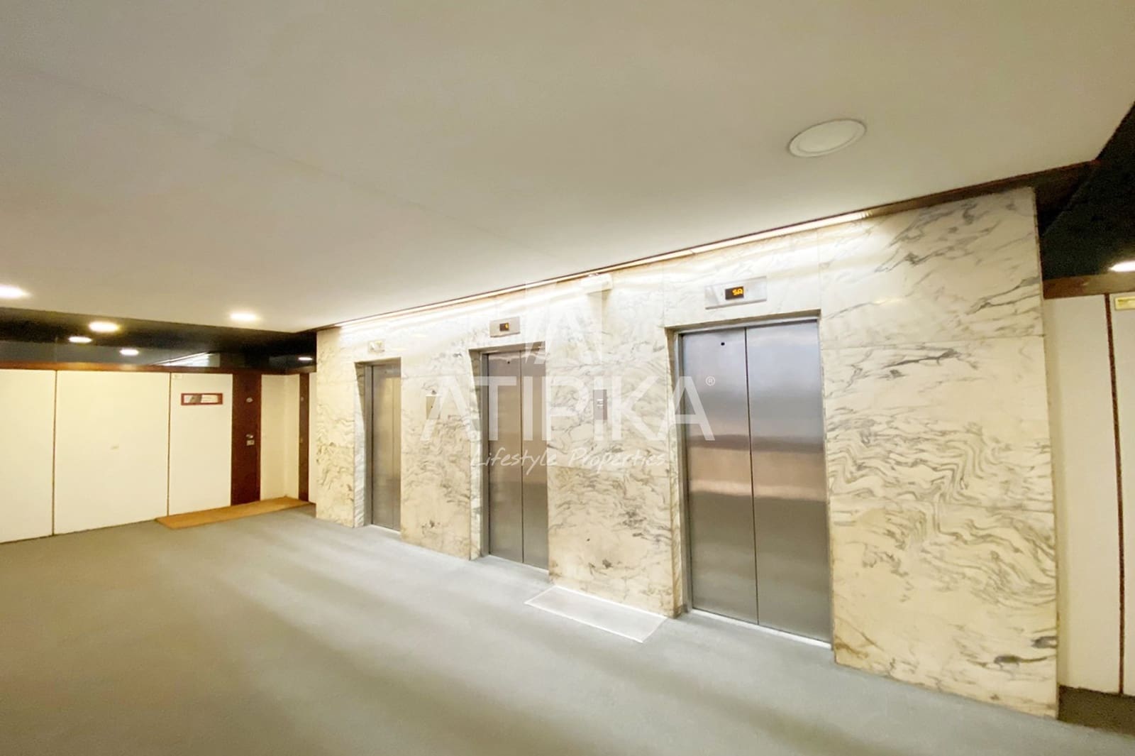 3 camera da letto Ufficio da affittare in Barcelona citta - 1.500 € (Rif: 10034831)