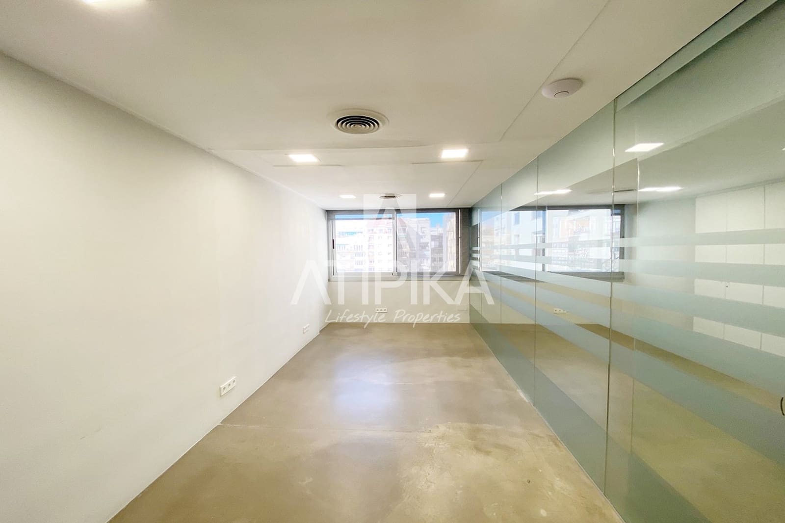 3 camera da letto Ufficio da affittare in Barcelona citta - 1.500 € (Rif: 10034831)