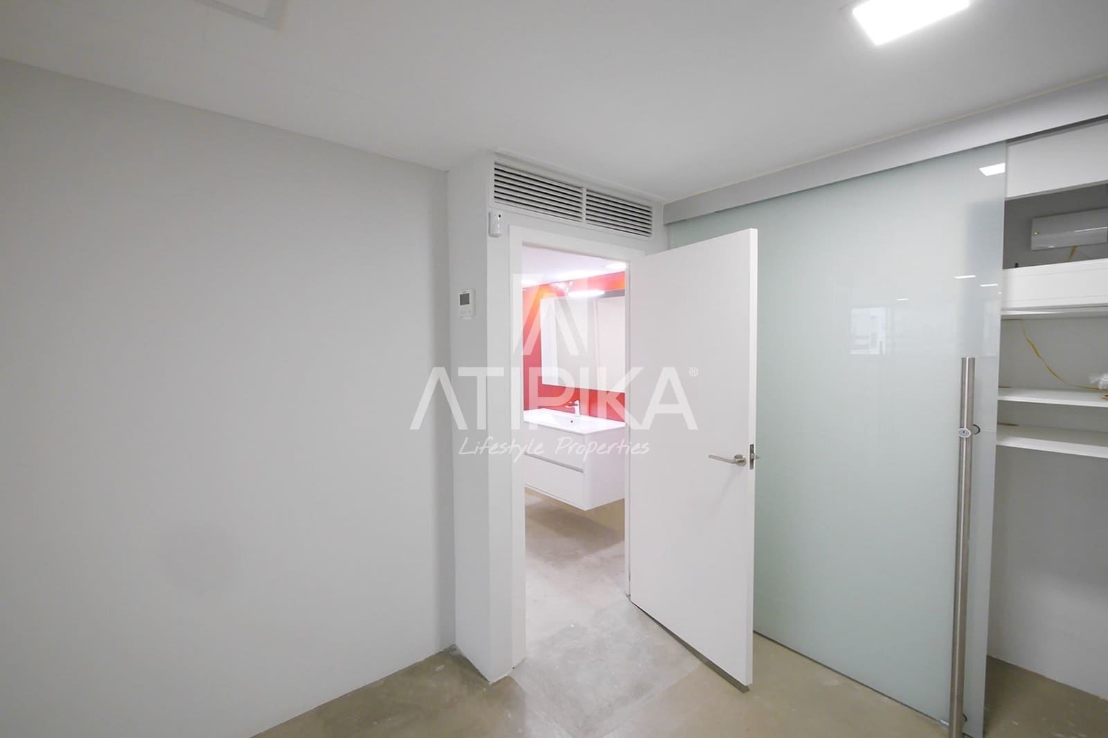 3 camera da letto Ufficio da affittare in Barcelona citta - 1.500 € (Rif: 10034831)
