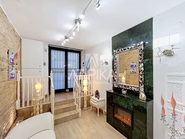 4 soveværelse Lejlighed til salg i Barcelona by - € 745.000 (Ref: 10042423)