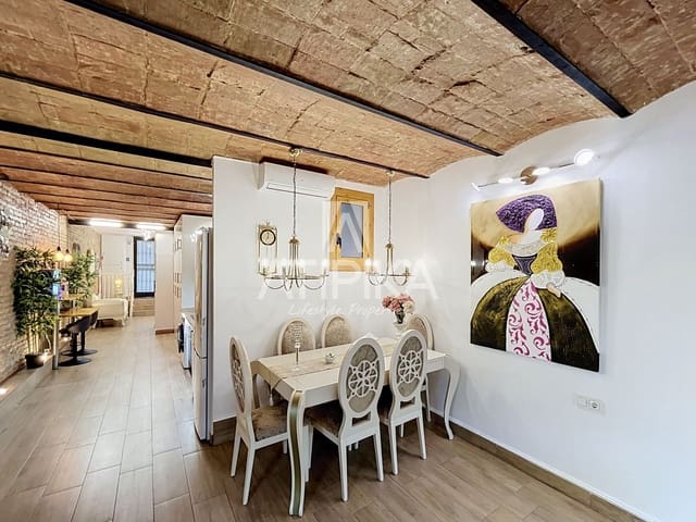 4 soveværelse Lejlighed til salg i Barcelona by - € 745.000 (Ref: 10042423)