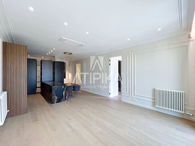 2 sovrum Lägenhet till salu i Barcelona stad - 1 050 000 € (Ref: 10046749)