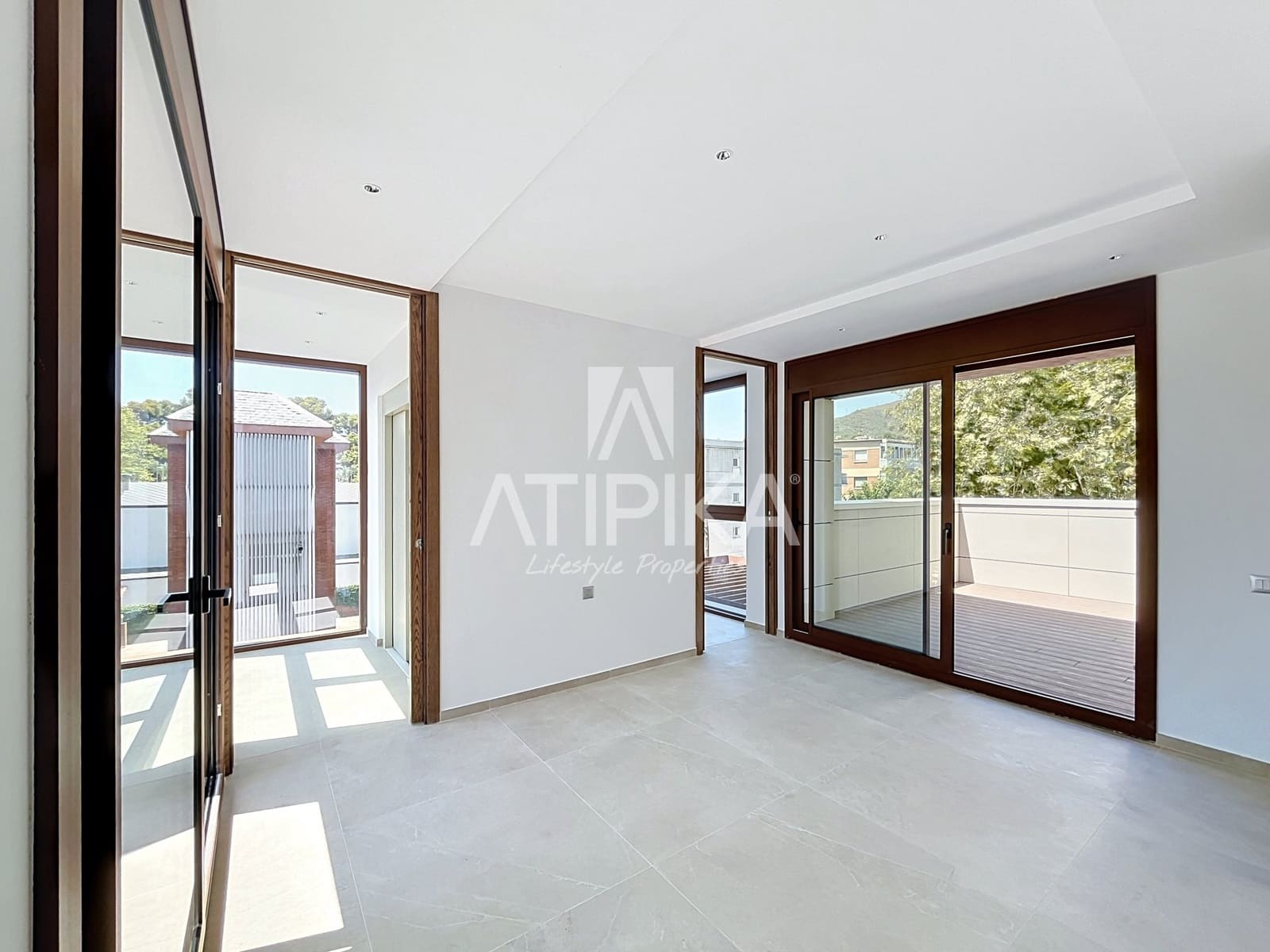 3 bedroom Penthouse for sale in Castelldefels with pool - € 1,395,000 (Ref: 10048659)