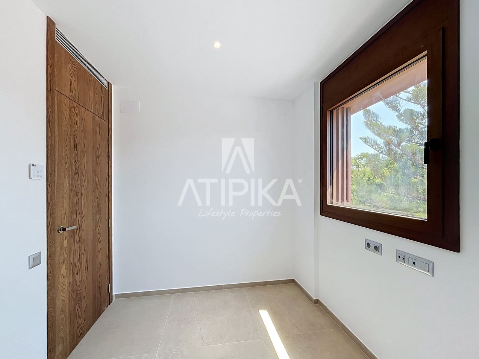 3 bedroom Penthouse for sale in Castelldefels with pool - € 1,395,000 (Ref: 10048659)