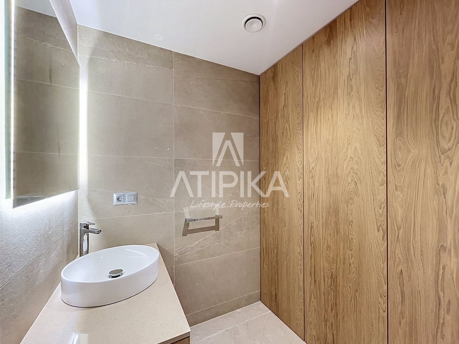 3 bedroom Penthouse for sale in Castelldefels with pool - € 1,395,000 (Ref: 10048659)