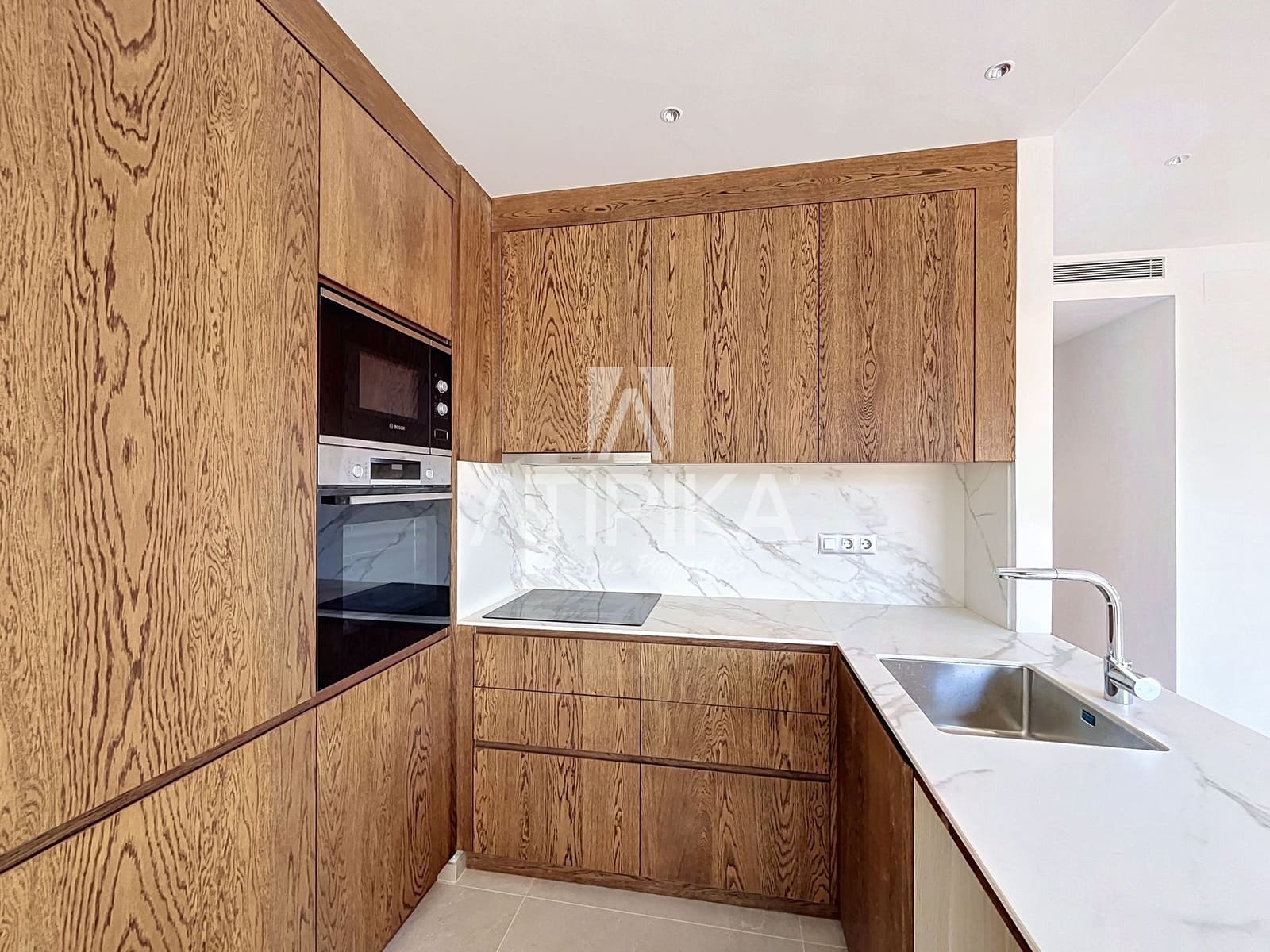 3 bedroom Penthouse for sale in Castelldefels with pool - € 1,395,000 (Ref: 10048659)
