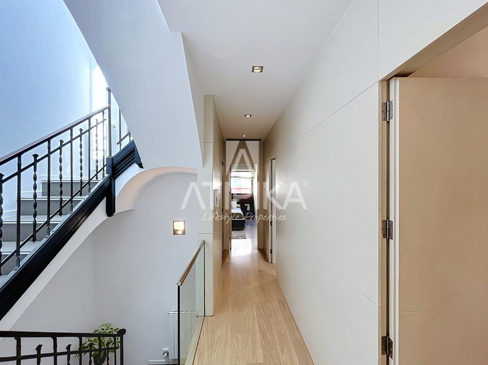 4 soverom Villa til salgs i Barcelona by - € 1 690 000 (Ref: 10048660)