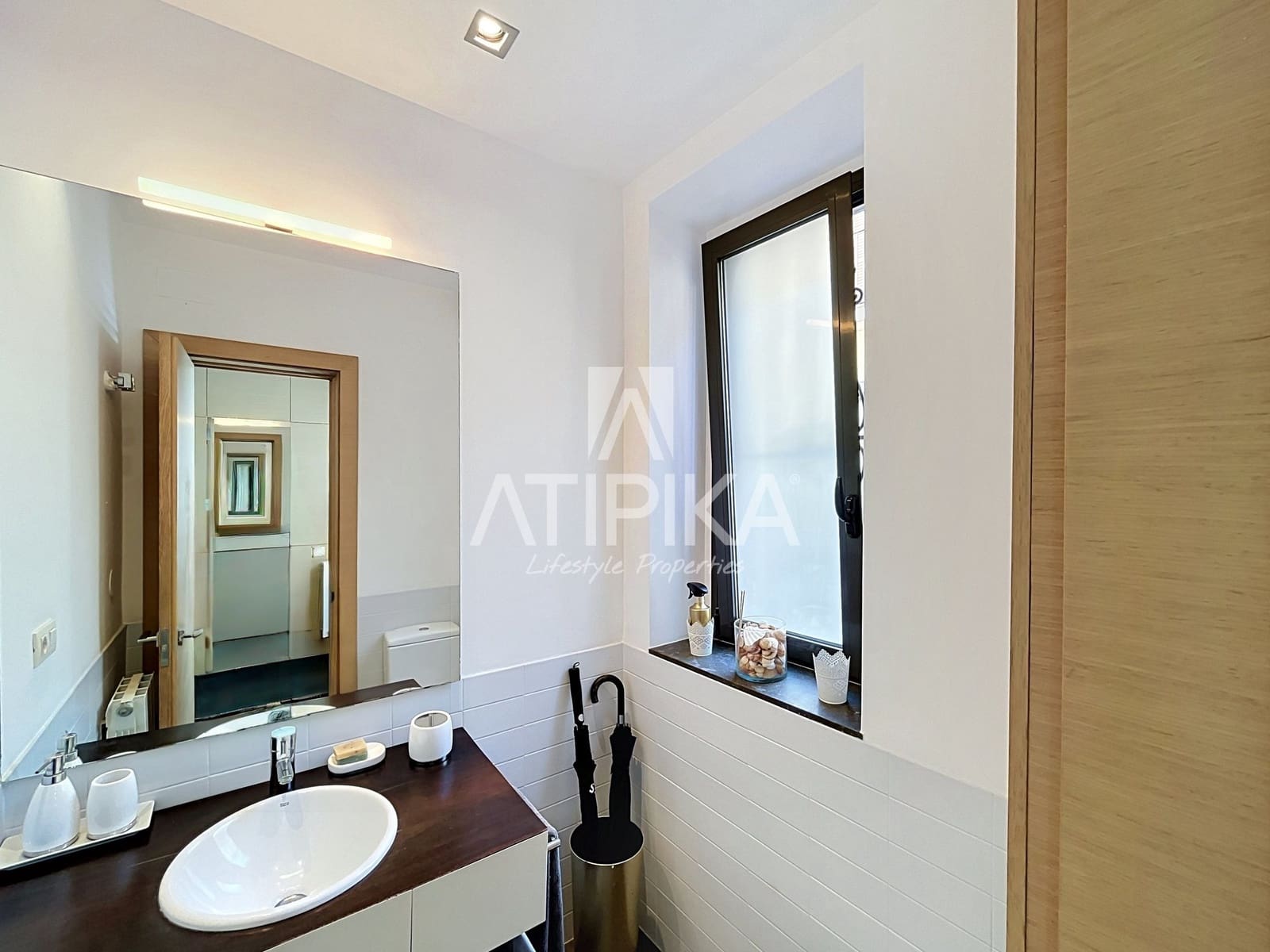 4 soverom Villa til salgs i Barcelona by - € 1 690 000 (Ref: 10048660)