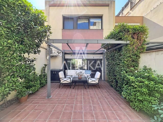 4 Zimmer Villa zu verkaufen in Barcelona Stadt - 1.690.000 € (Ref: 10048660)