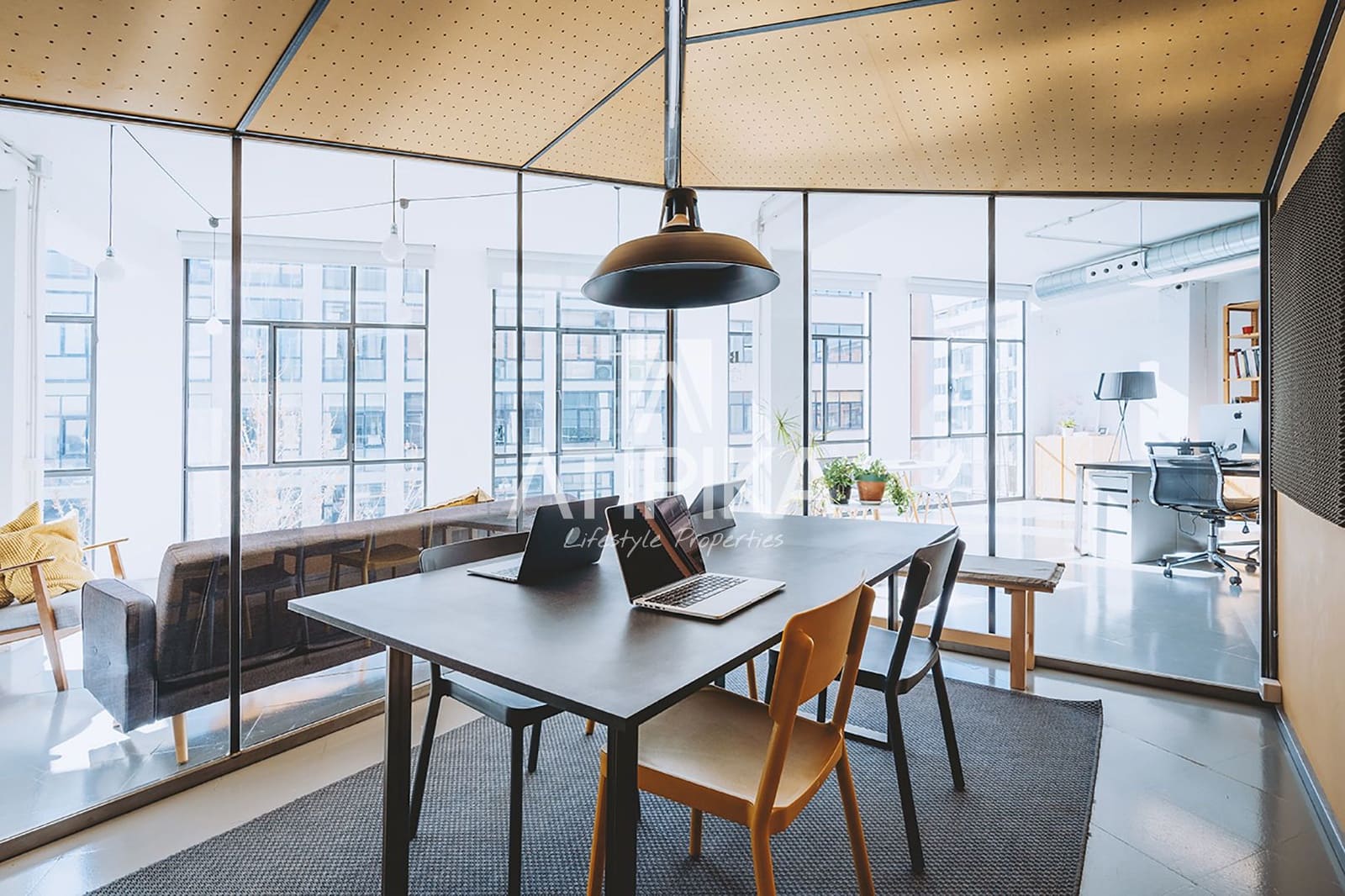Local Commercial de 6 chambres à louer à Barcelone ville - 5 000 € (Ref: 10048661)