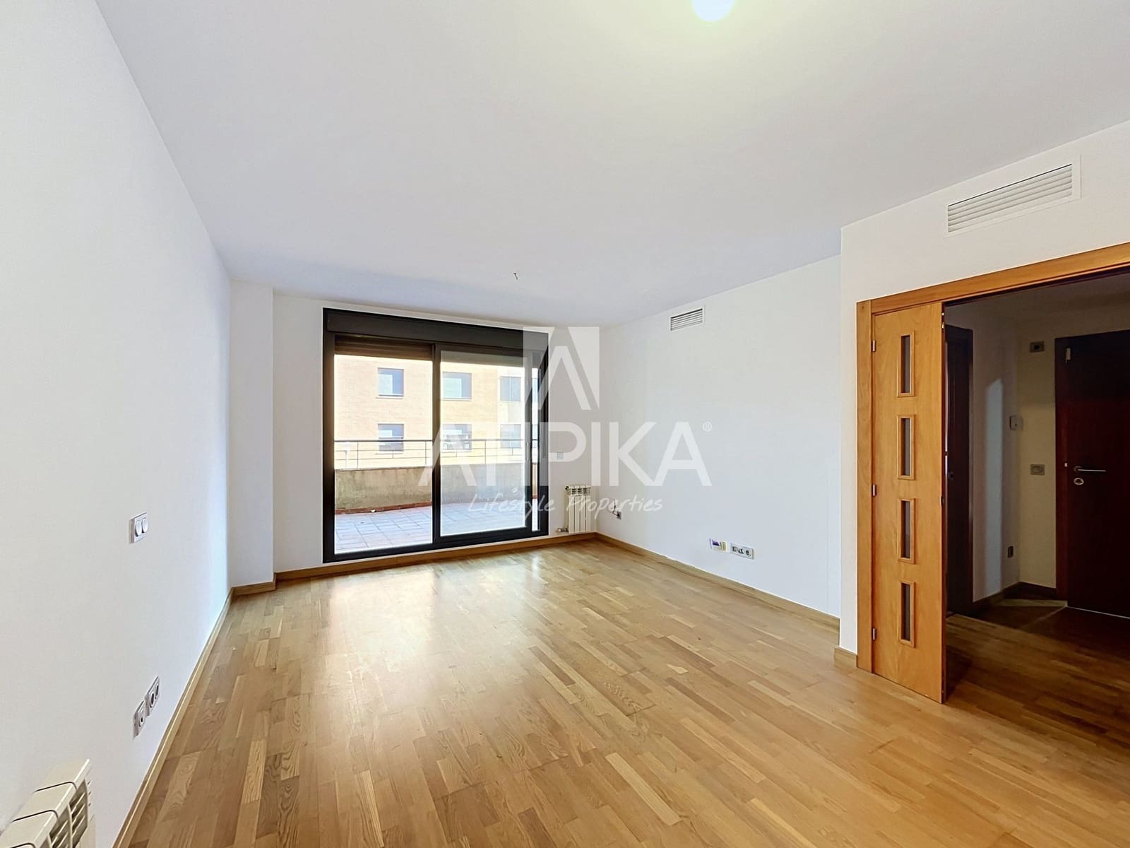 2 soverom Leilighet til salgs i Sabadell med svømmebasseng - € 349 000 (Ref: 10054583)