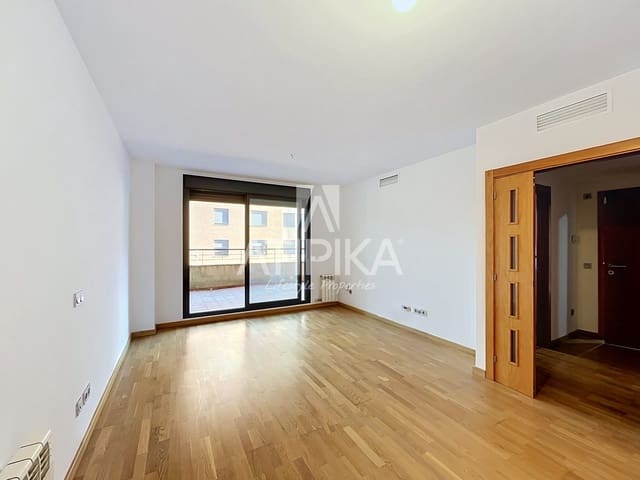 2 sovrum Lägenhet till salu i Sabadell med pool - 349 000 € (Ref: 10054583)