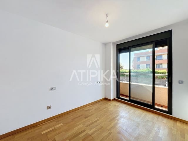 2 sovrum Lägenhet till salu i Sabadell med pool - 349 000 € (Ref: 10054583)