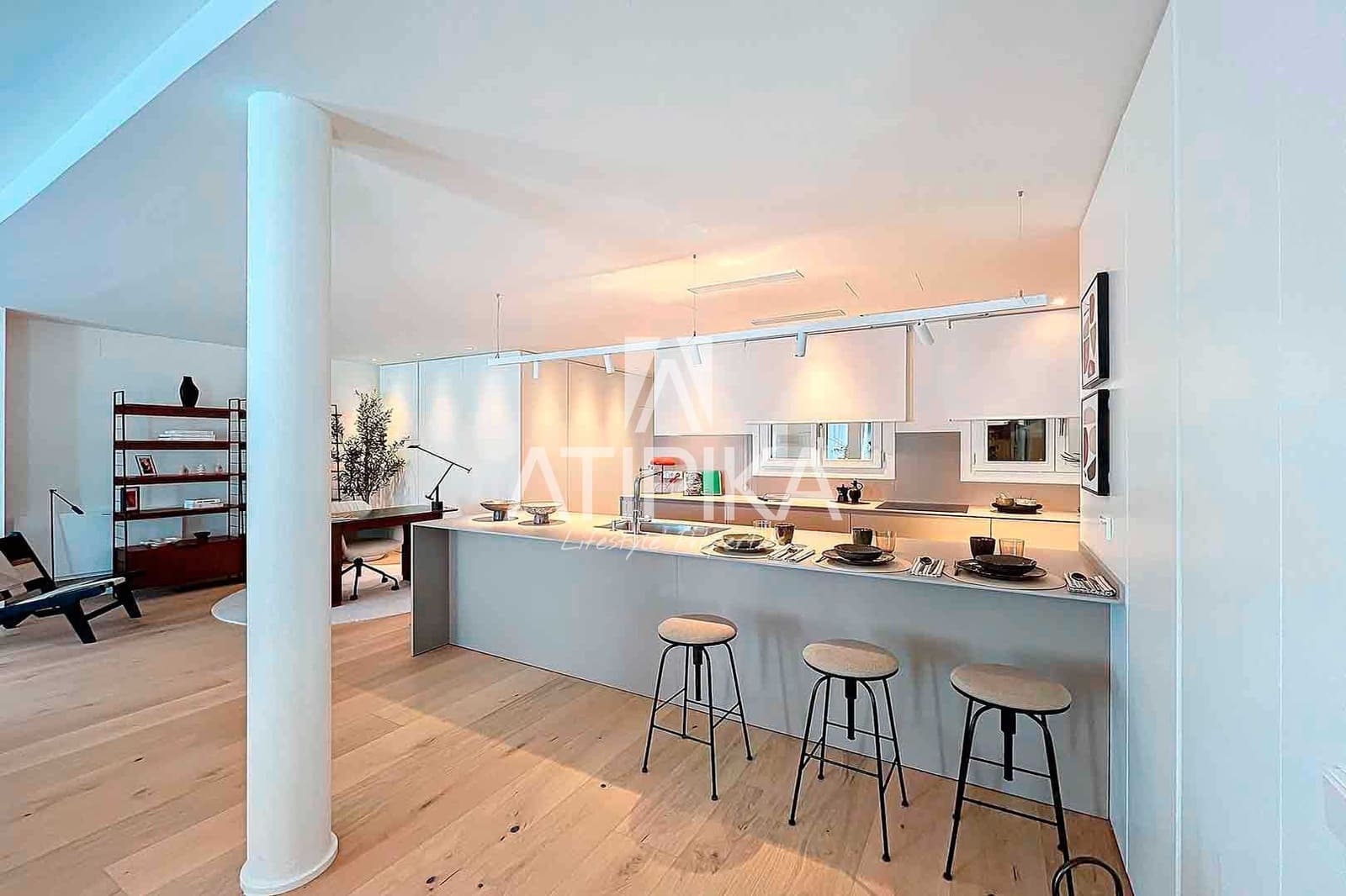 2 bedroom Apartment for sale in Barcelona city - € 1,800,000 (Ref: 10054584)