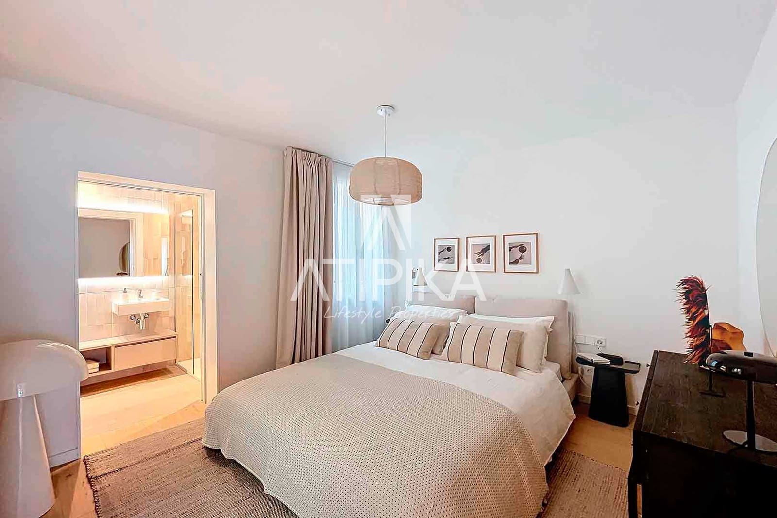 2 bedroom Apartment for sale in Barcelona city - € 1,800,000 (Ref: 10054584)