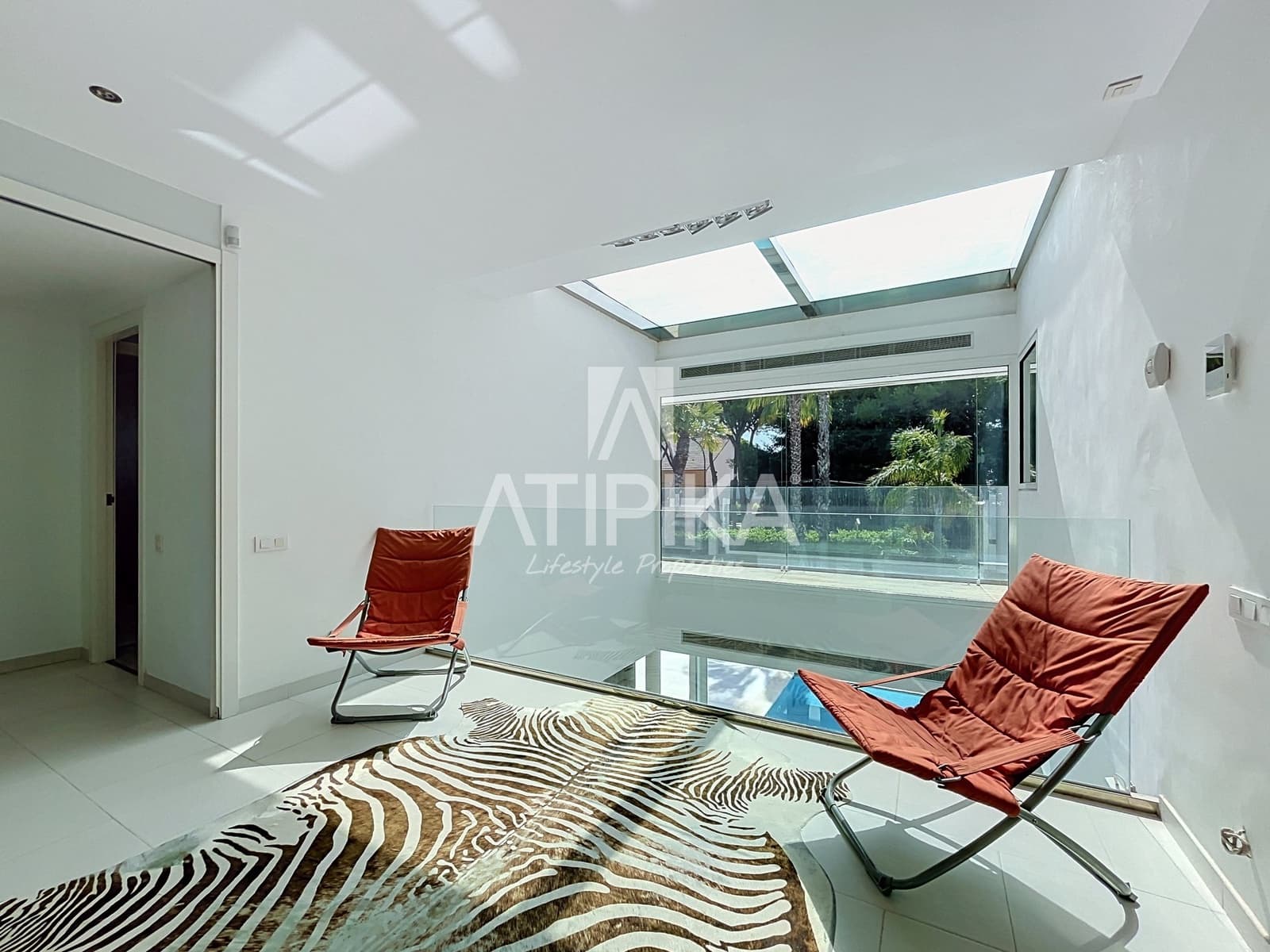 7 bedroom Villa for sale in Castelldefels with pool garage - € 3,500,000 (Ref: 10063698)