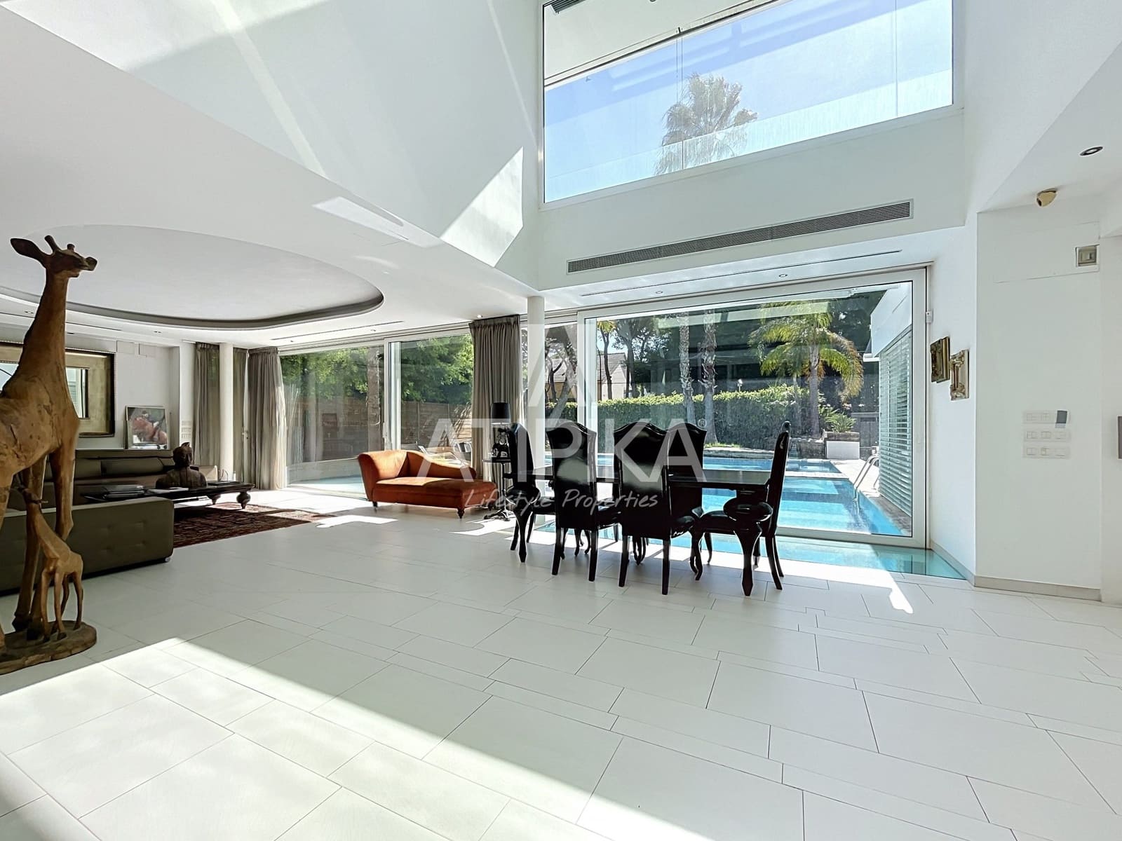7 bedroom Villa for sale in Castelldefels with pool garage - € 3,500,000 (Ref: 10063698)