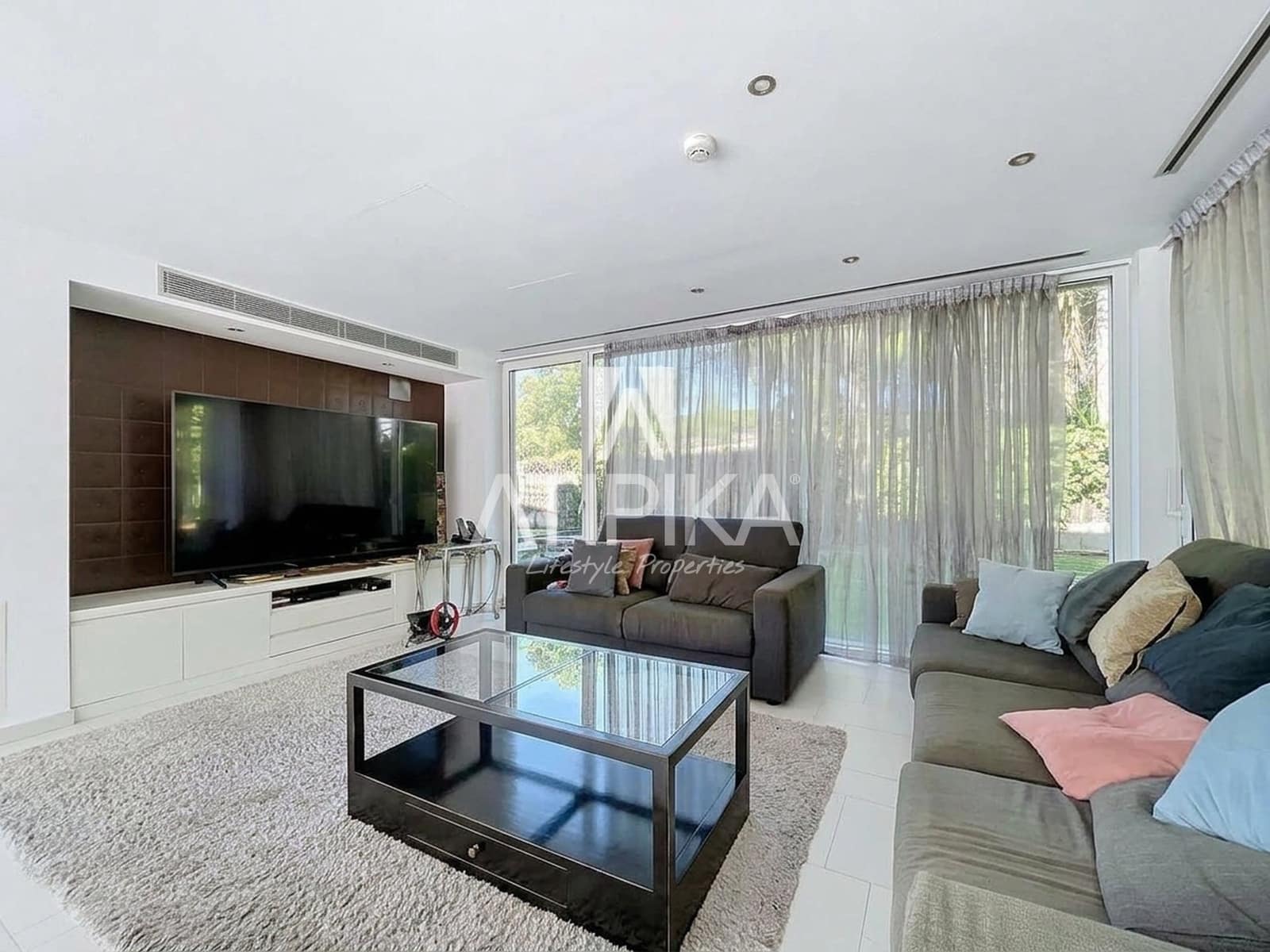 7 bedroom Villa for sale in Castelldefels with pool garage - € 3,500,000 (Ref: 10063698)