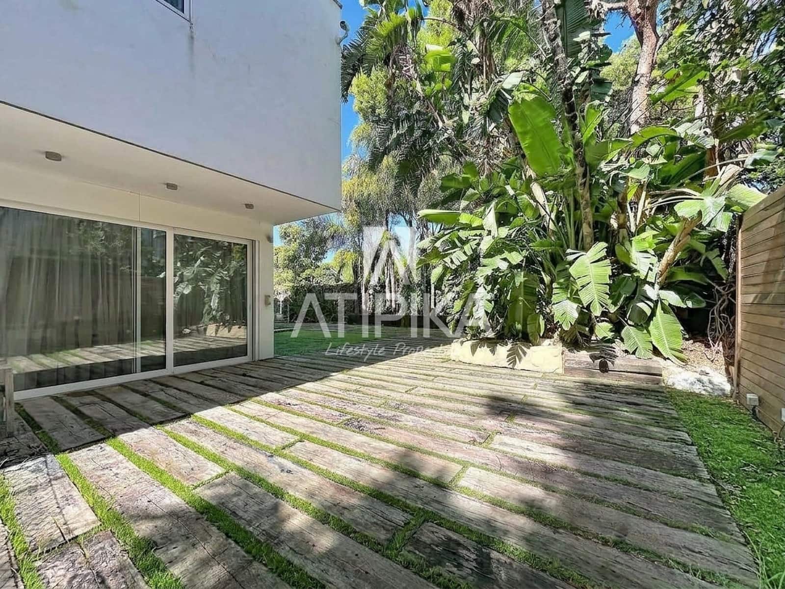 7 bedroom Villa for sale in Castelldefels with pool garage - € 3,500,000 (Ref: 10063698)