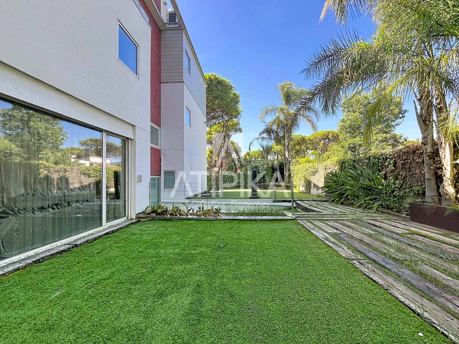 7 bedroom Villa for sale in Castelldefels with pool garage - € 3,500,000 (Ref: 10063698)