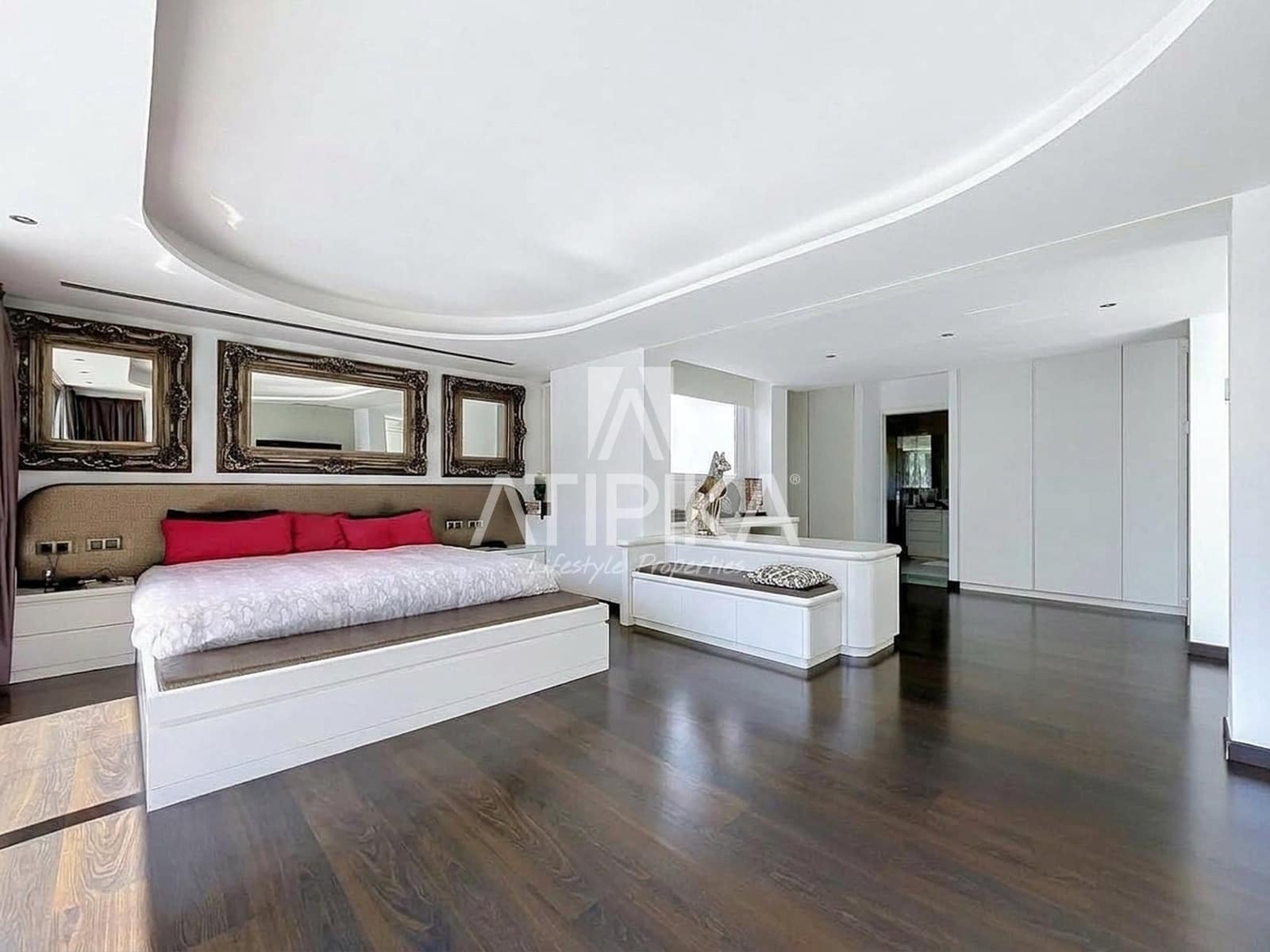 7 bedroom Villa for sale in Castelldefels with pool garage - € 3,500,000 (Ref: 10063698)