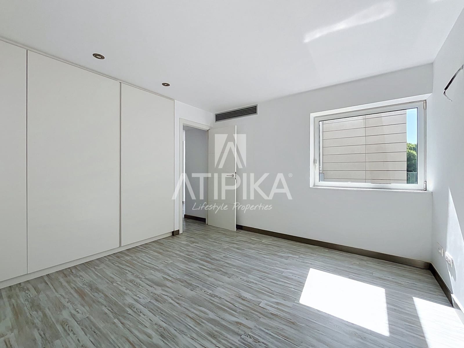 7 bedroom Villa for sale in Castelldefels with pool garage - € 3,500,000 (Ref: 10063698)