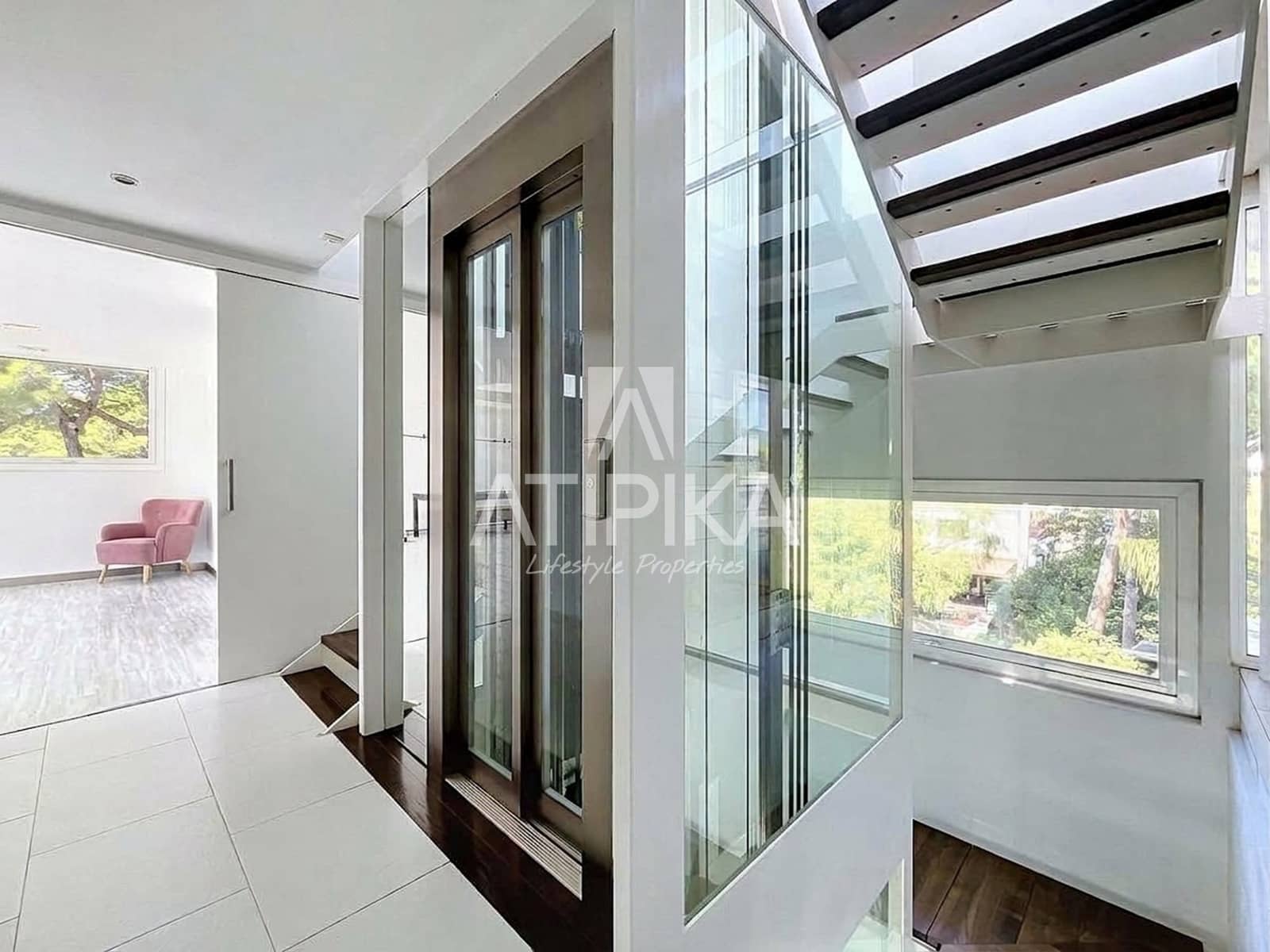 7 bedroom Villa for sale in Castelldefels with pool garage - € 3,500,000 (Ref: 10063698)