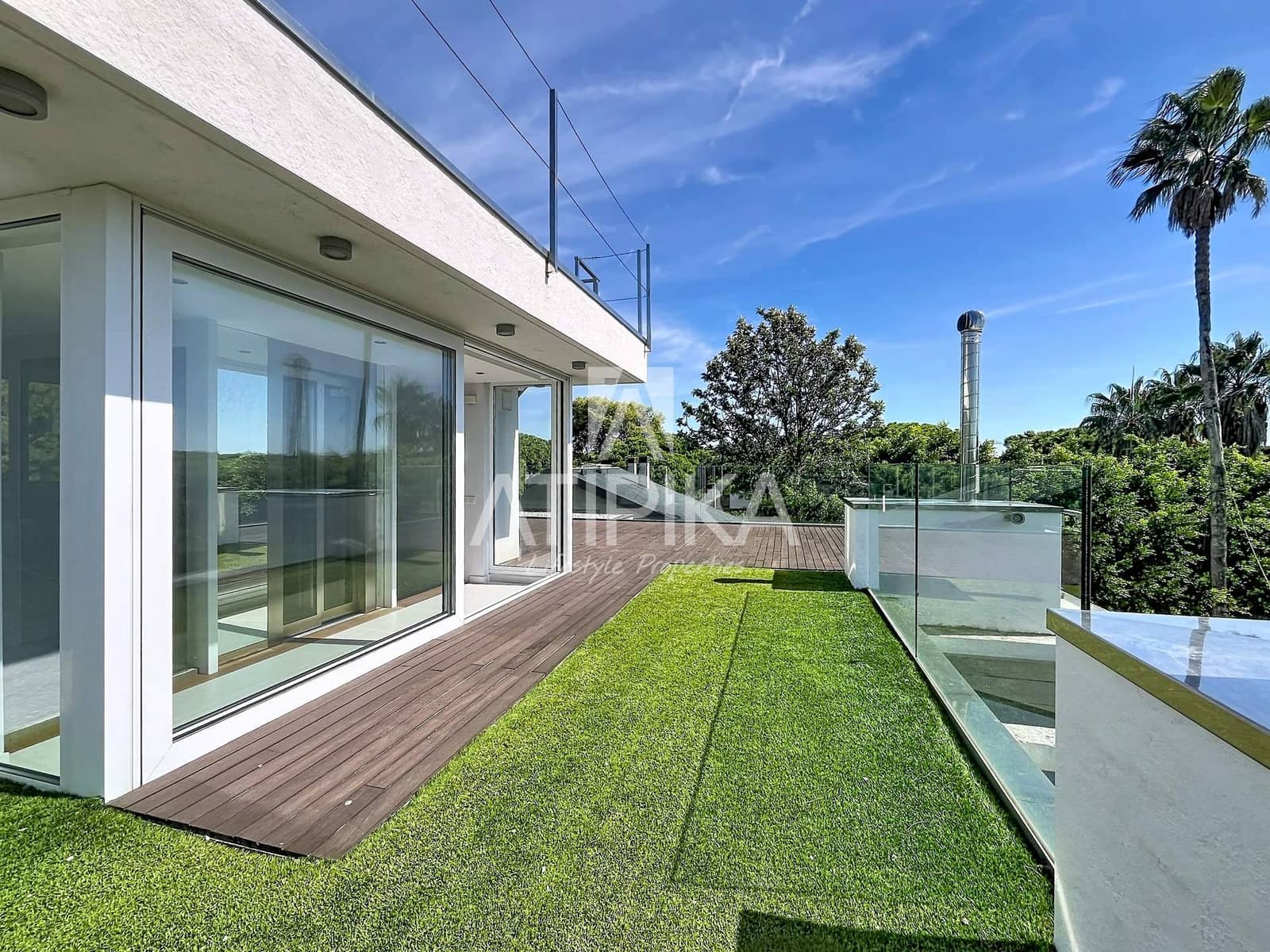 7 bedroom Villa for sale in Castelldefels with pool garage - € 3,500,000 (Ref: 10063698)