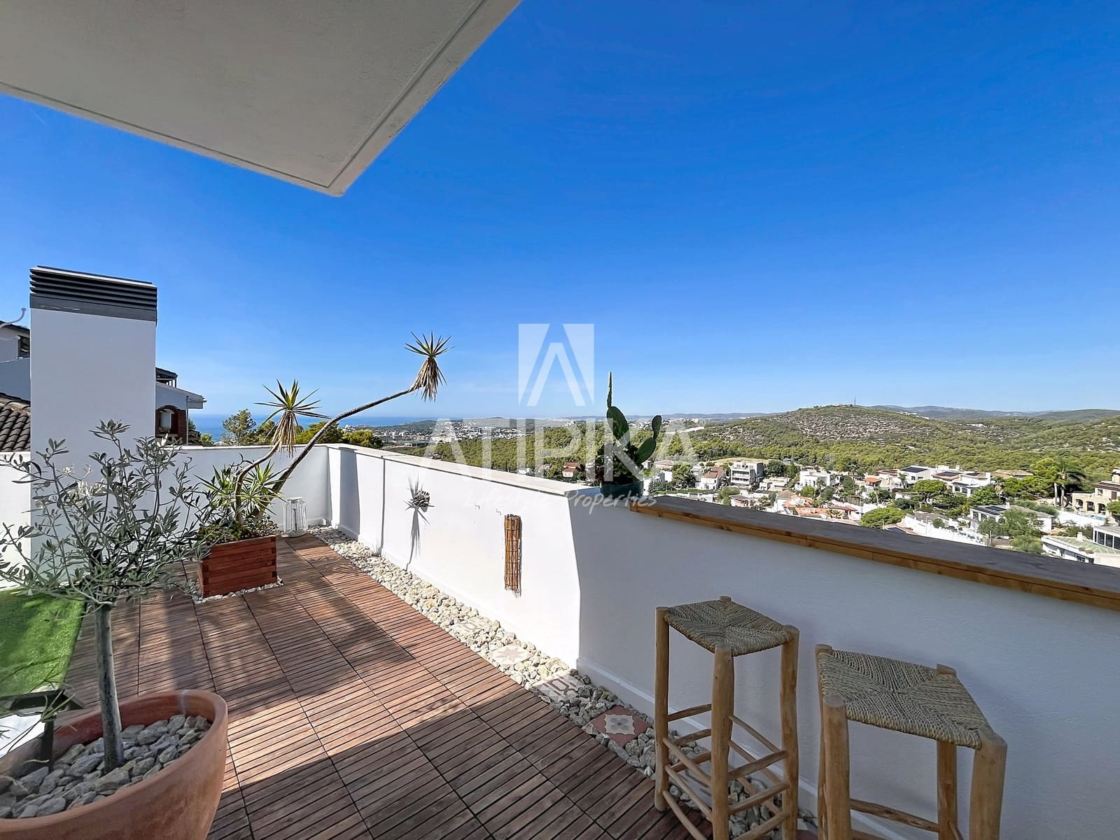 4 makuuhuone Huvila myytävänä paikassa Sitges mukana uima-altaan - 1 100 000 € (Ref: 10085424)