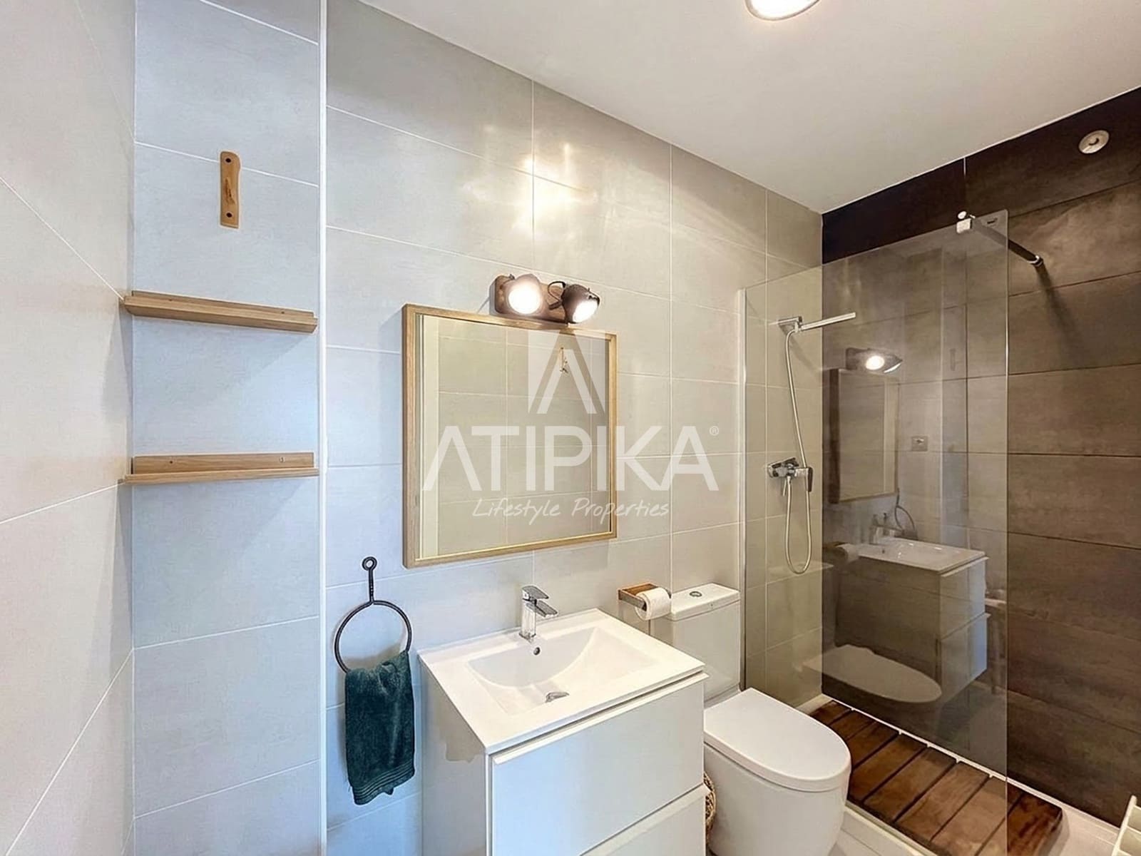 4 makuuhuone Huvila myytävänä paikassa Sitges mukana uima-altaan - 1 100 000 € (Ref: 10085424)